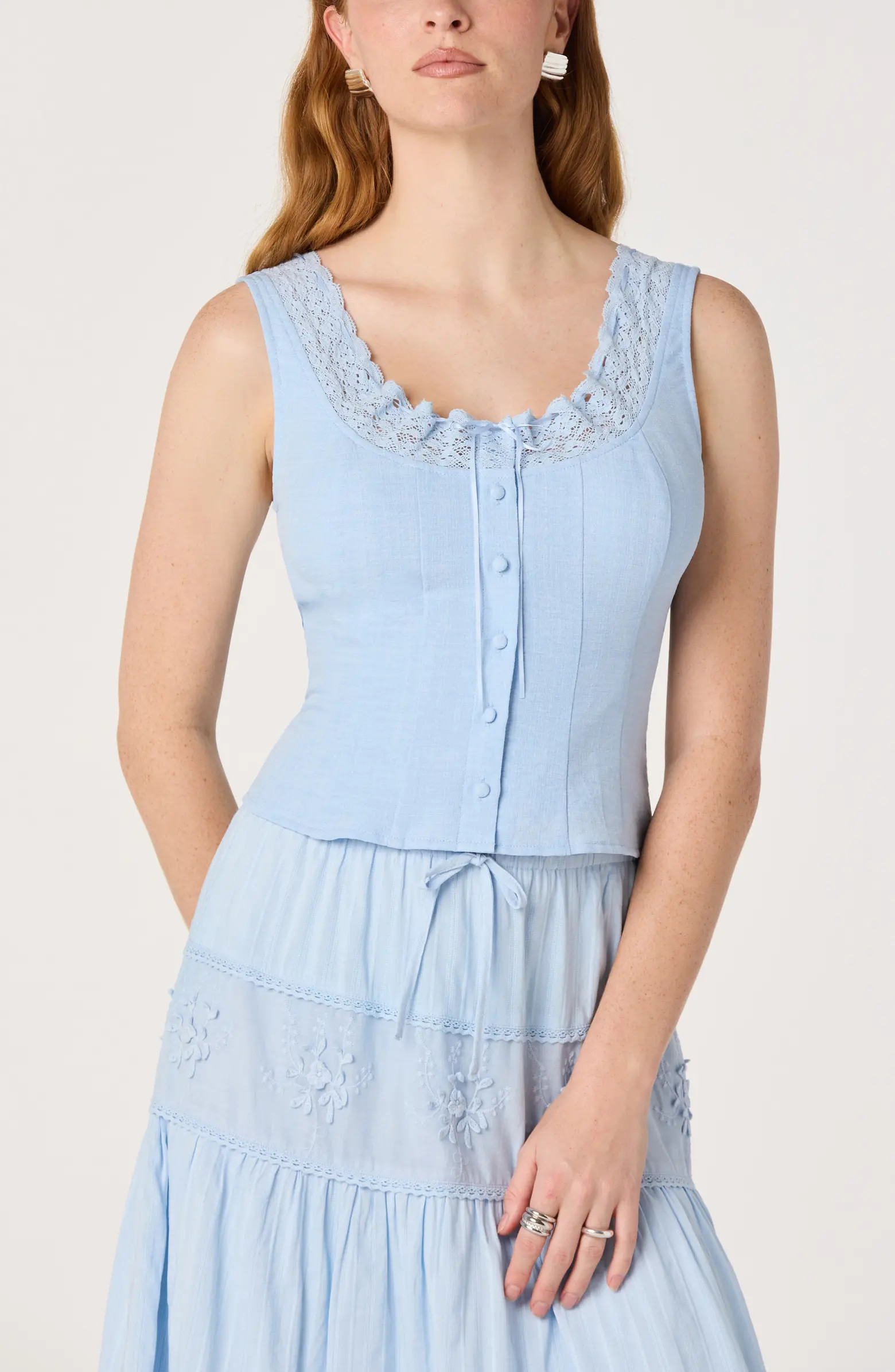 ASTR the Label Victoria Lace Trim Sleeveless Top | Nordstrom | Nordstrom