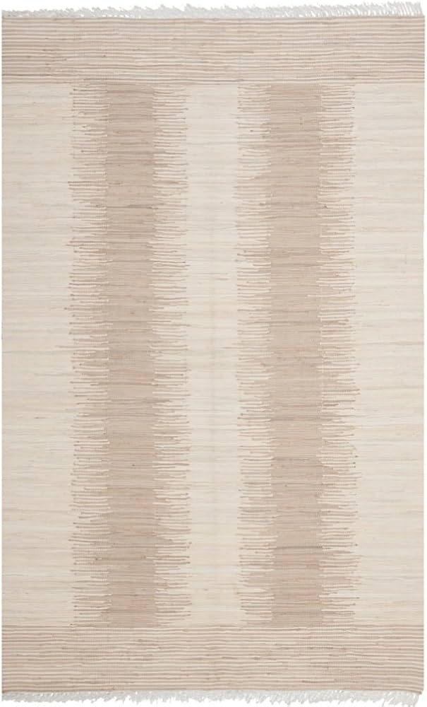 SAFAVIEH Montauk Collection 4' x 6' Beige MTK752A Handmade Fringe Cotton Area Rug | Amazon (US)