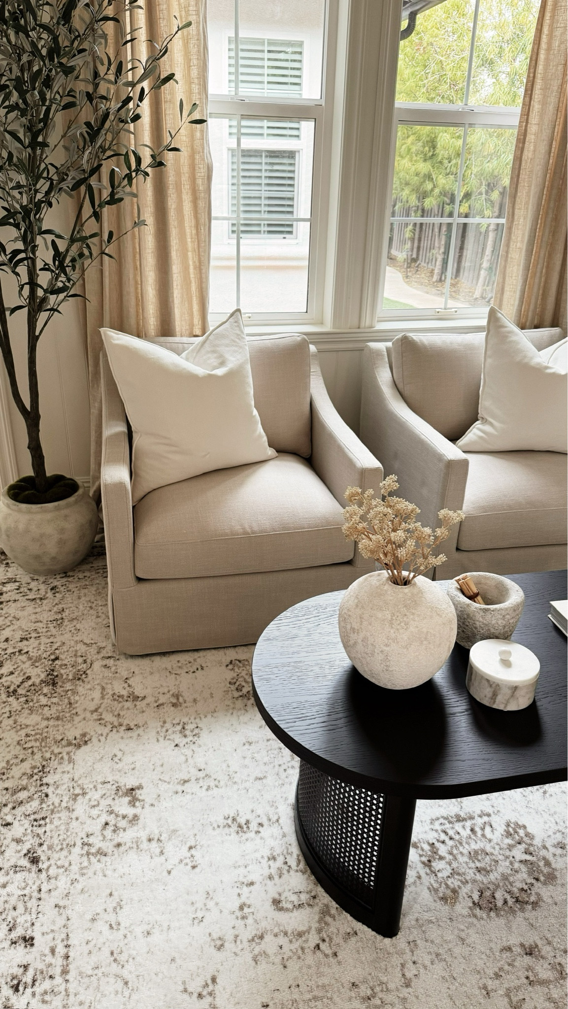 #AD Today I’m sharing how I styled my @target home decor finds✨❤️. In this video I walk you through my thought process while decorating these budget friendly pieces 🙌🏼.  To shop comment the word “SHOP” and I’ll send you all of the details  	@Target @TargetStyle #Target #TargetStyle #TargetPartner #stylinbyaylin

#LTKFindsUnder100 #LTKStyleTip #LTKHome