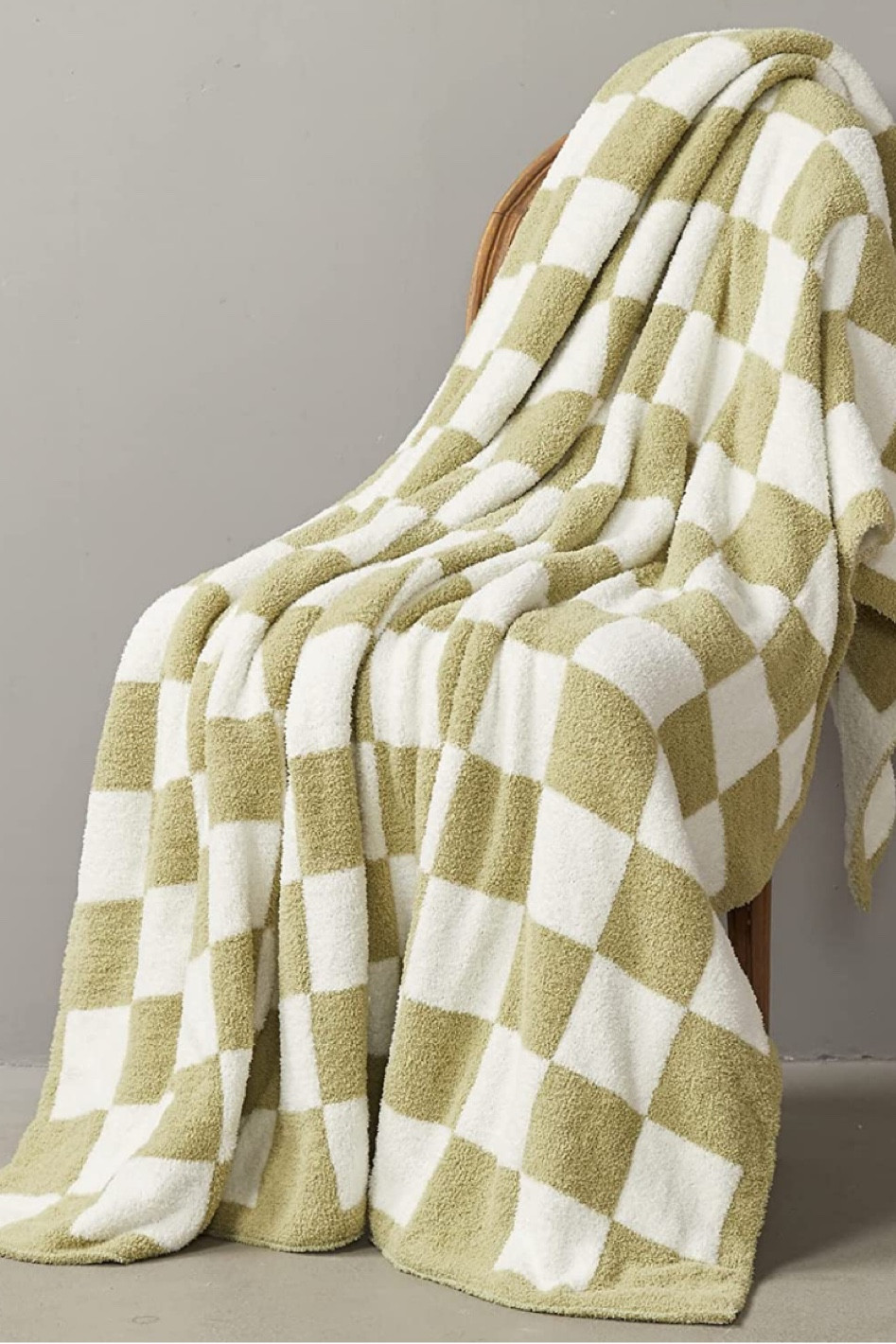 Amazon home find
Throw blanket
Checkered fuzzy blanket 


#LTKunder100 #LTKhome #LTKHoliday