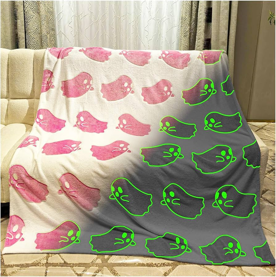 Ghost Throw Blanket Glow in The Dark Blanket Flannel Soft Cute Decor Room for Girl Women Friends ... | Amazon (US)