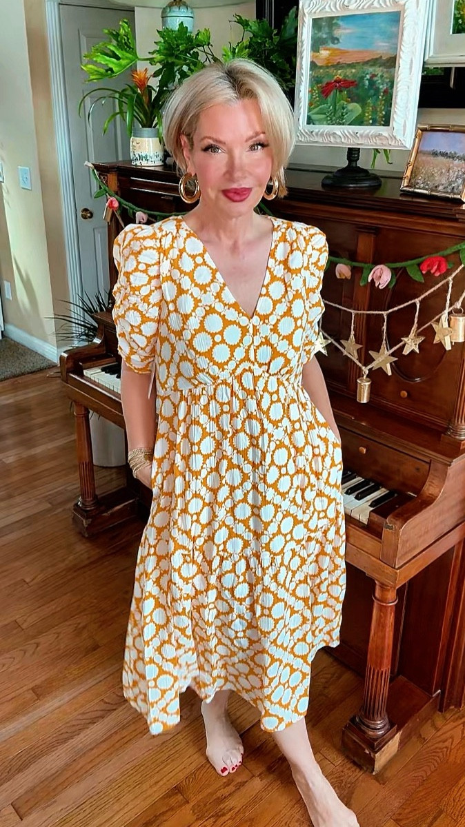 This $24 Walmart dress is doing the absolute most… and I didn’t have to 😌
Lightweight, flowy, and that little puff sleeve moment!?!?!!!  Runs easy, breathable, and perfect for warm days.  Proof you don’t need to spend a fortune to look like a whole spring mood 🌼

#LTKPlusSize #LTKSaleAlert #LTKgrwm