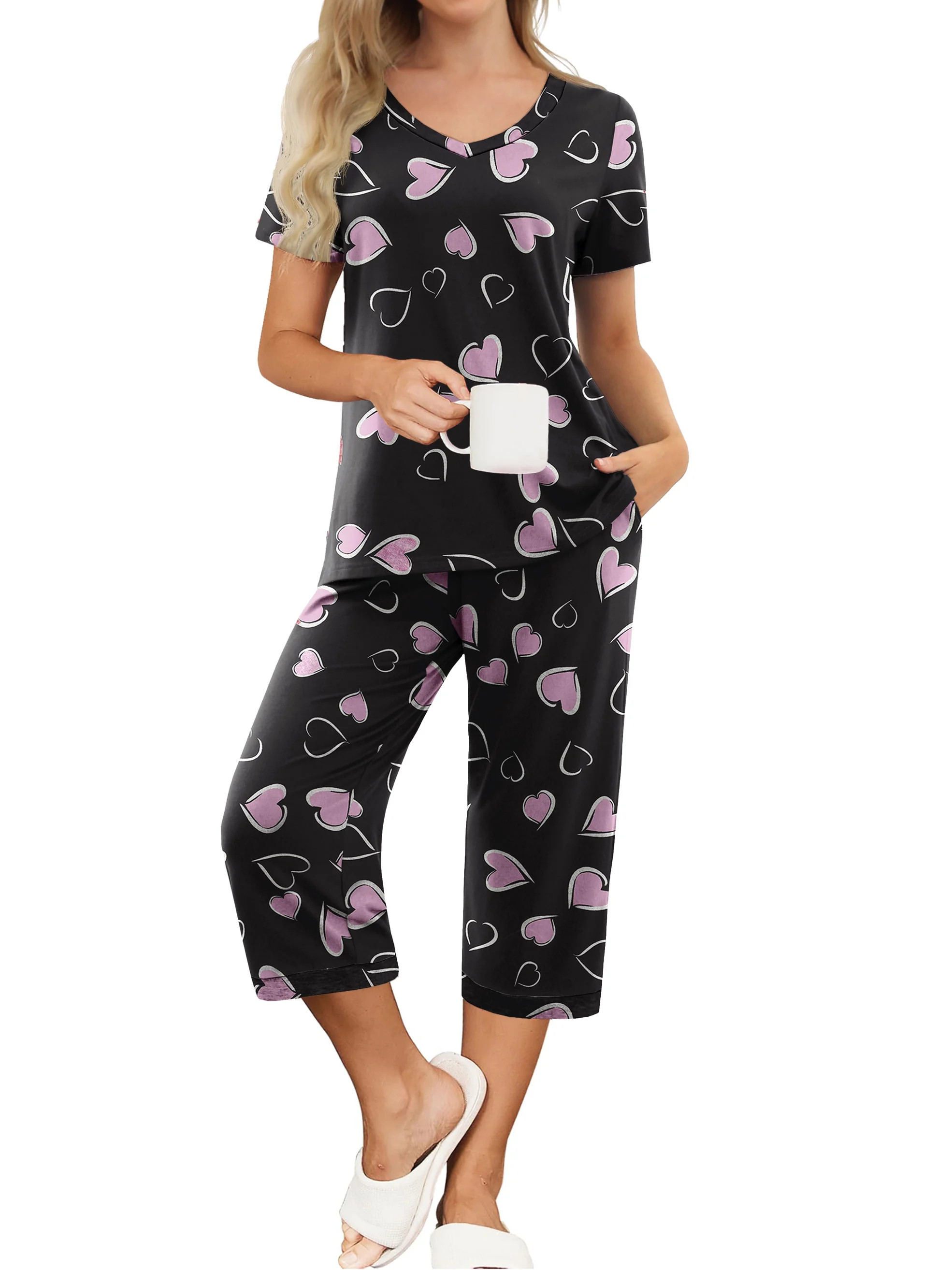MINTREUS Valentine's Day Womens Pajamas Short Sleeve Sleepwear Tops and Capri Pants Pjs Print Paj... | Walmart (US)