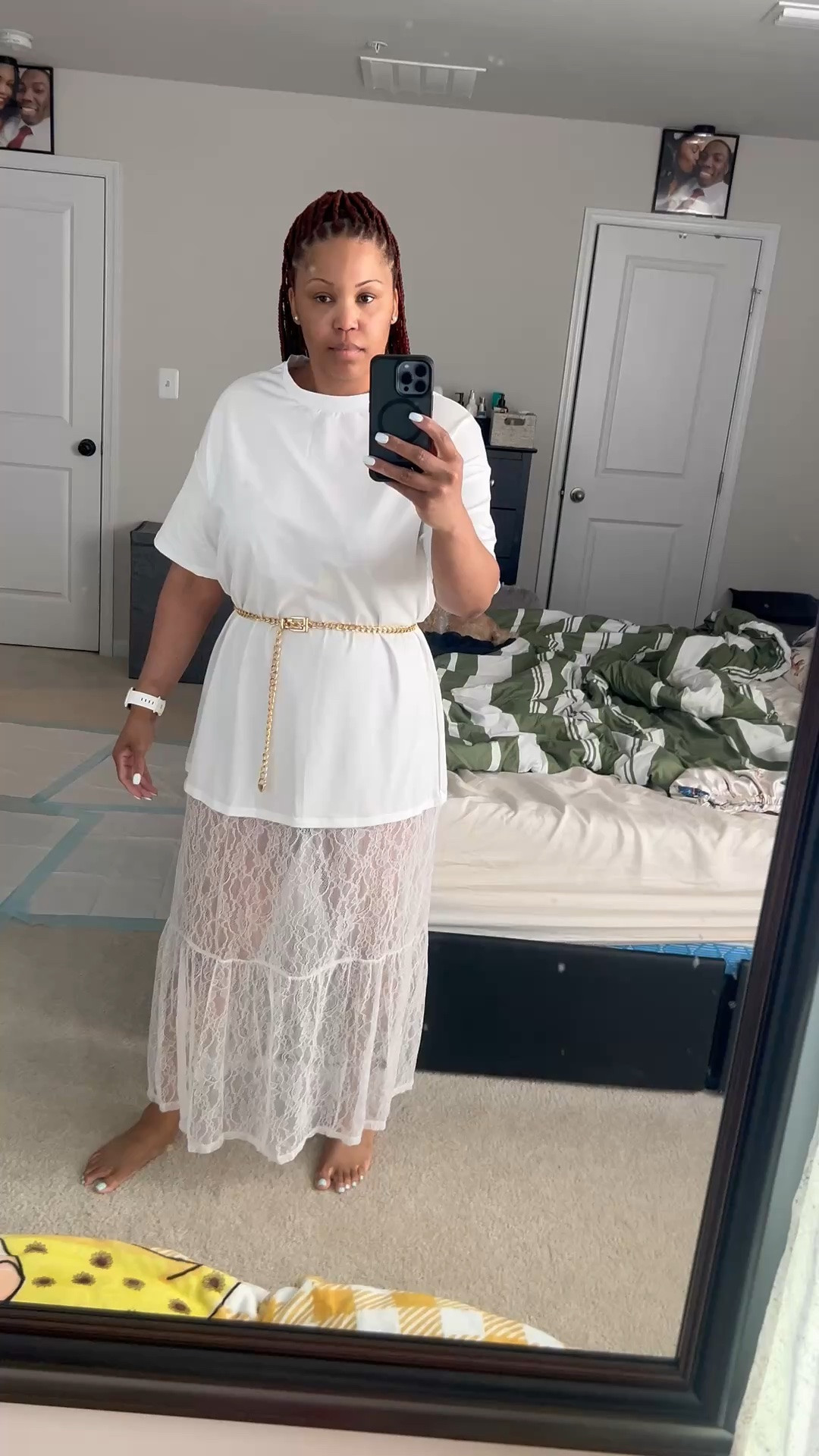 T-shirt, maxi dress with lace details ￼