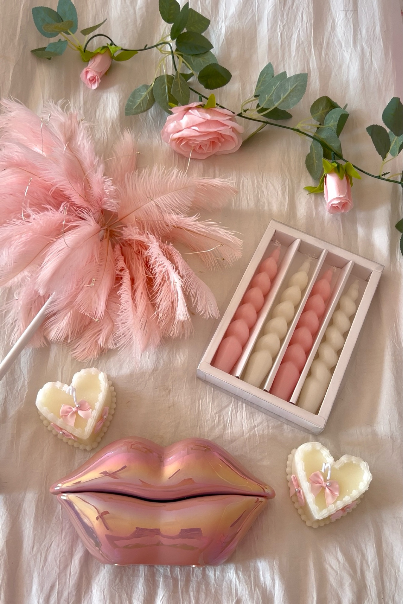 Girly Amazon Decor Finds 🎀🌸💋

#LTKGiftGuide #LTKStyleTip #LTKHome