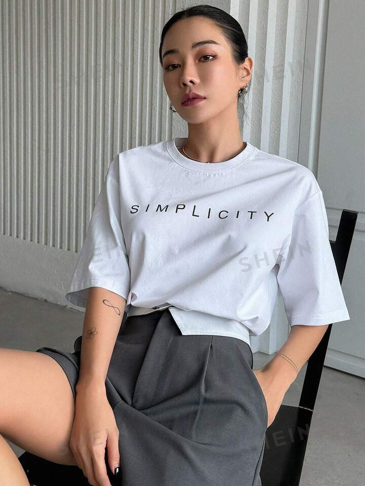 DAZY Loose Fit Letter Print Short Sleeve Round Neck T-Shirt | SHEIN