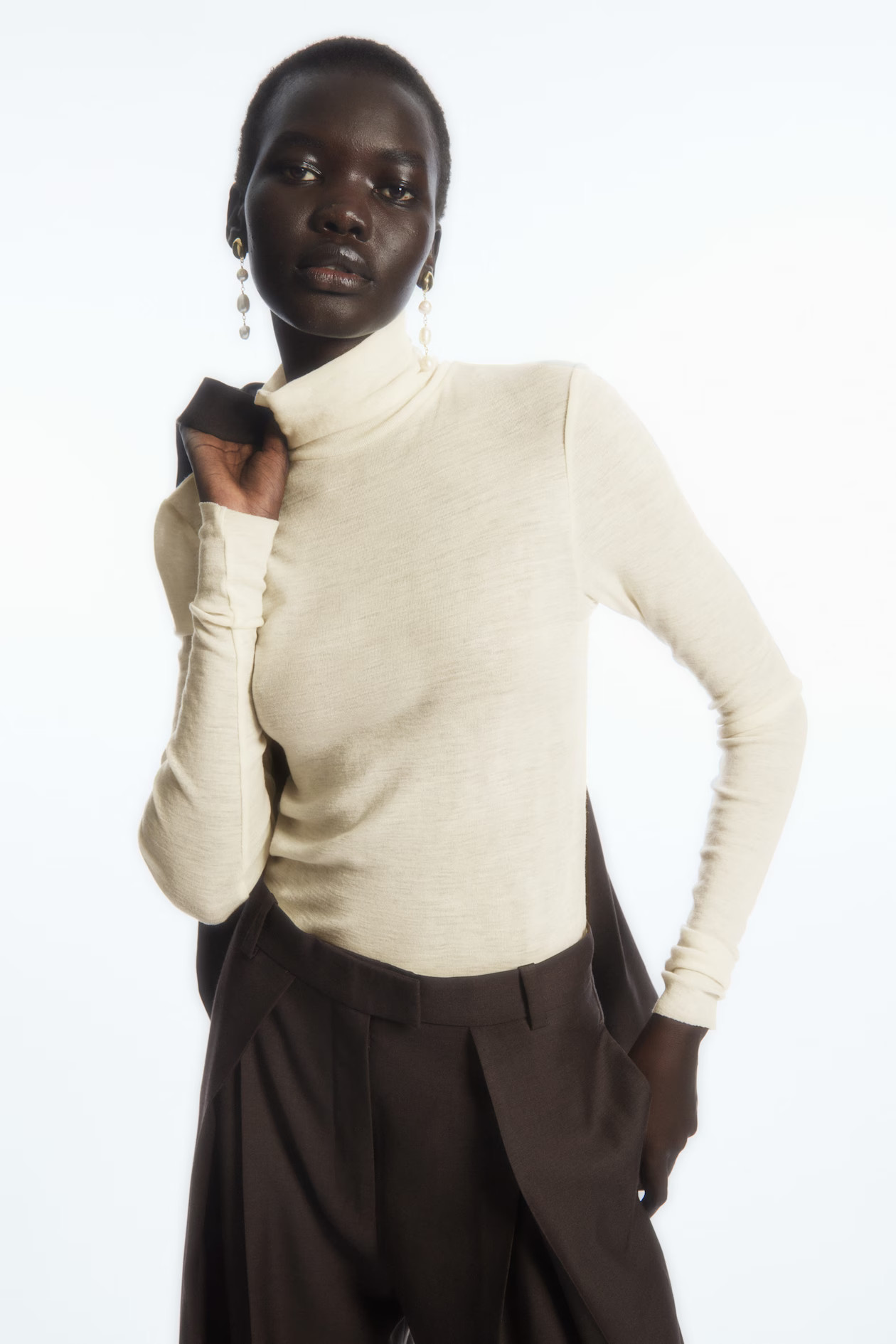 MERINO WOOL TURTLENECK TOP | COS (AU)
