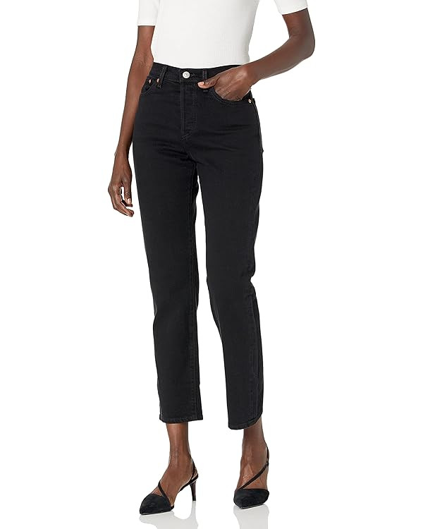Levi's Women's Premium Wedgie Straight Jeans | Amazon (US)