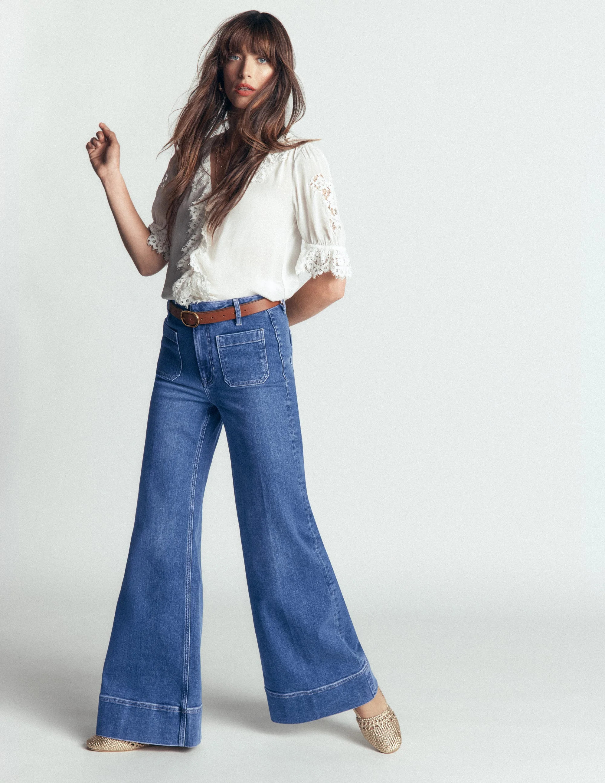 Patch Pocket Flare Jeans-Midwash | Boden (US)