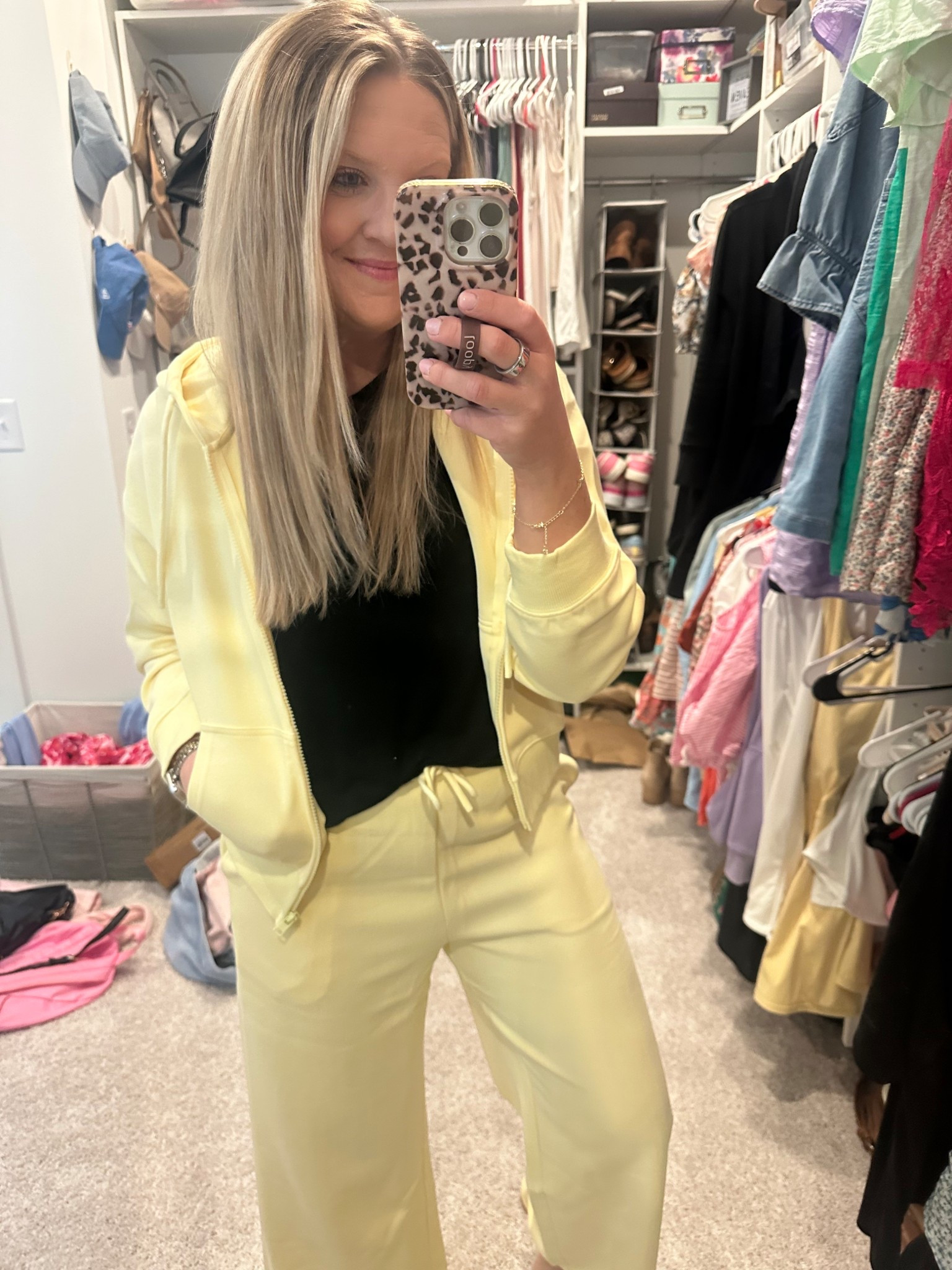 Butter Yellow two piece lounge set 😍

#LTKootd #LTKmomlife