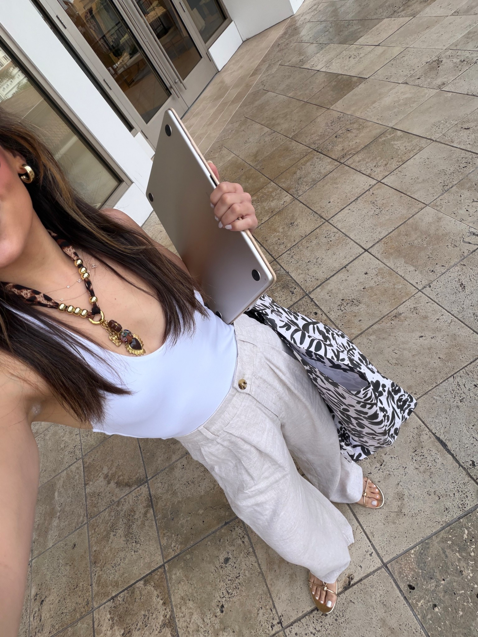 Small top and 25 short pants! 

#LTKSaleAlert