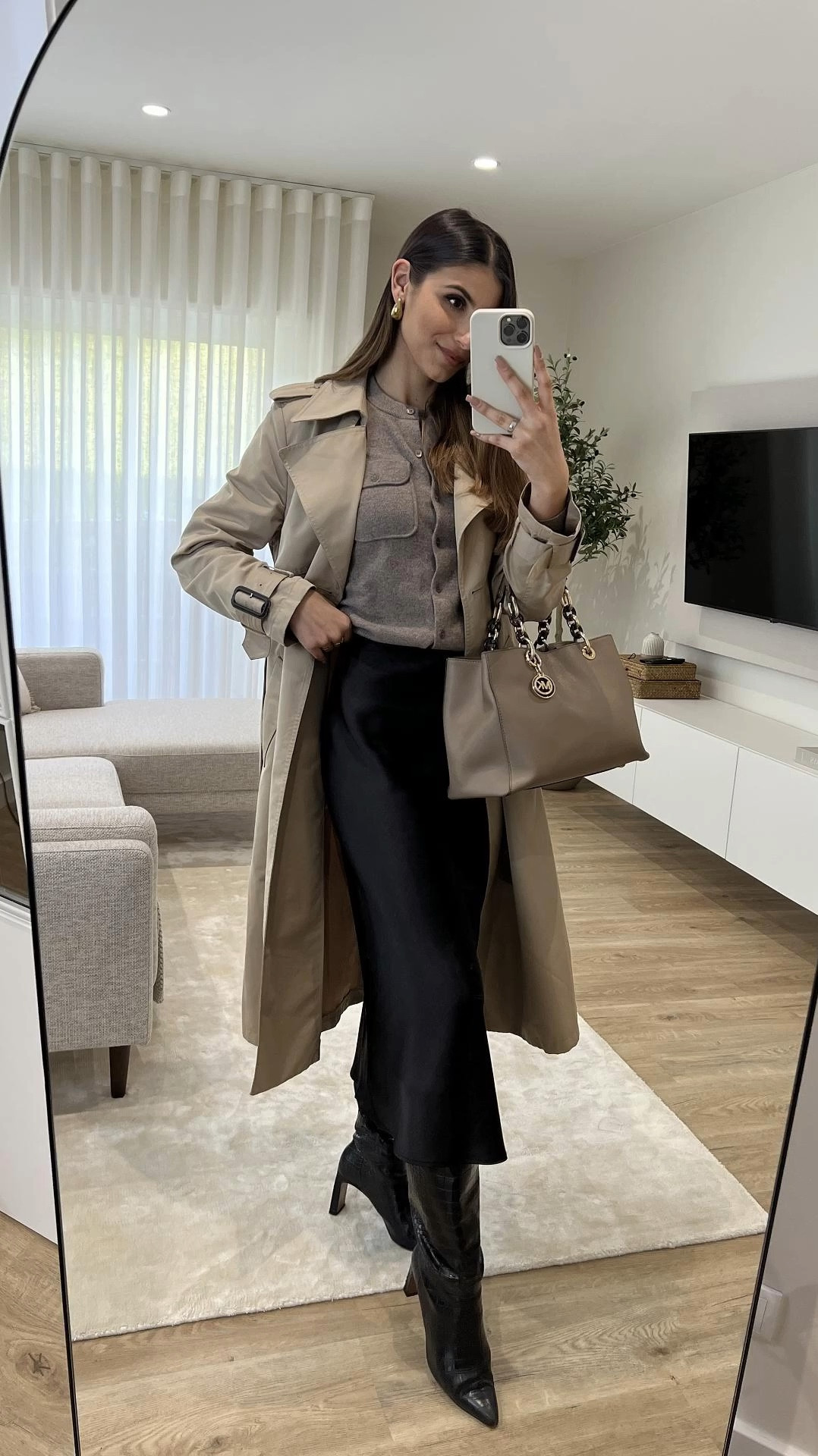 Winter elegant outfits ✨

Winter fashion, neutrals, work wear, old money style


#LTKSeasonal #LTKStyleTip #LTKWorkwear