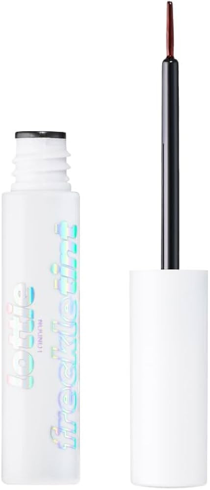 Freckle Tint in Light, Faux Freckle Pen with Precise Applicator to Create Easy Fake Freckles for ... | Amazon (US)