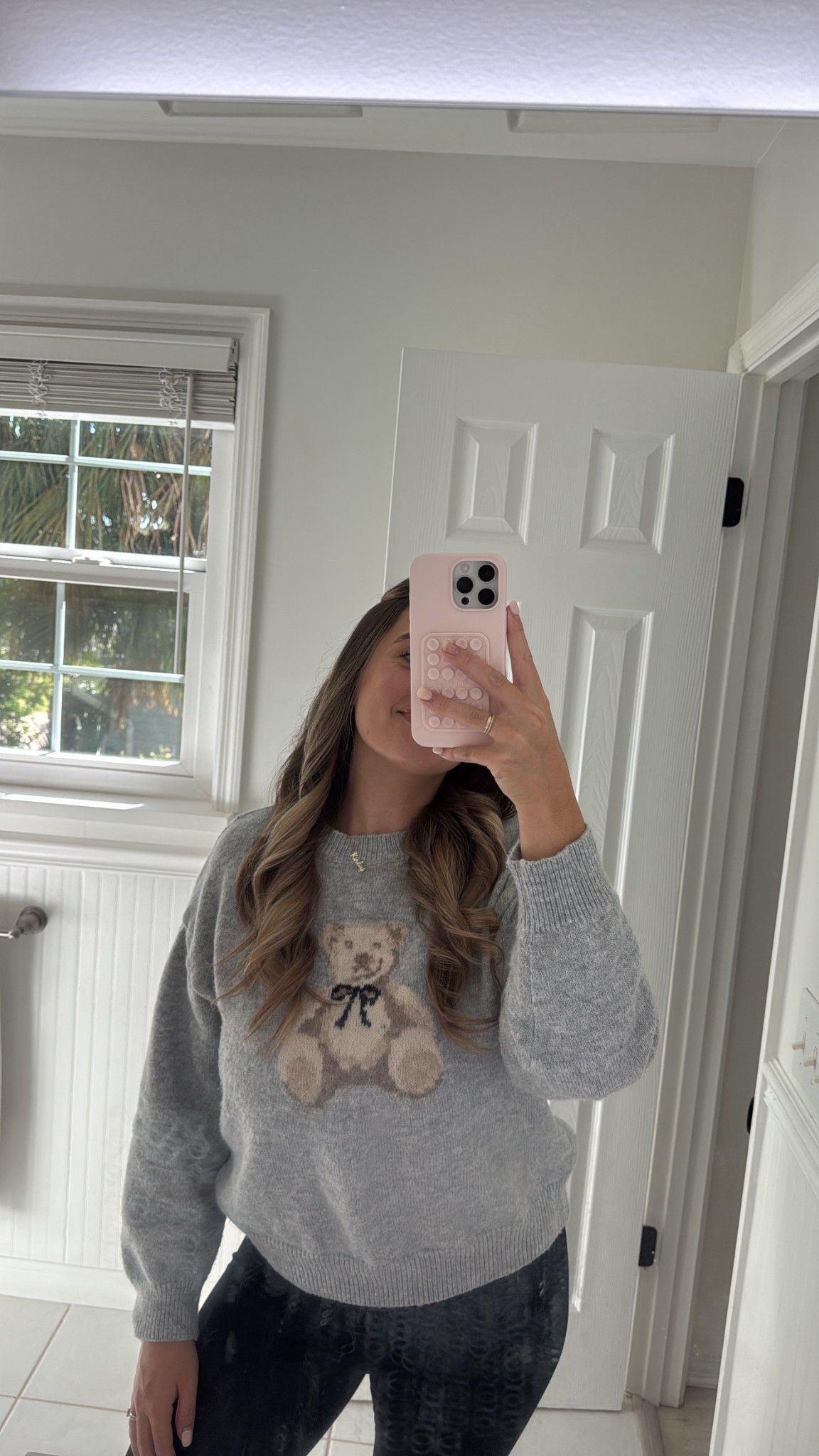 Teddy Bear Sweatshirt🧸