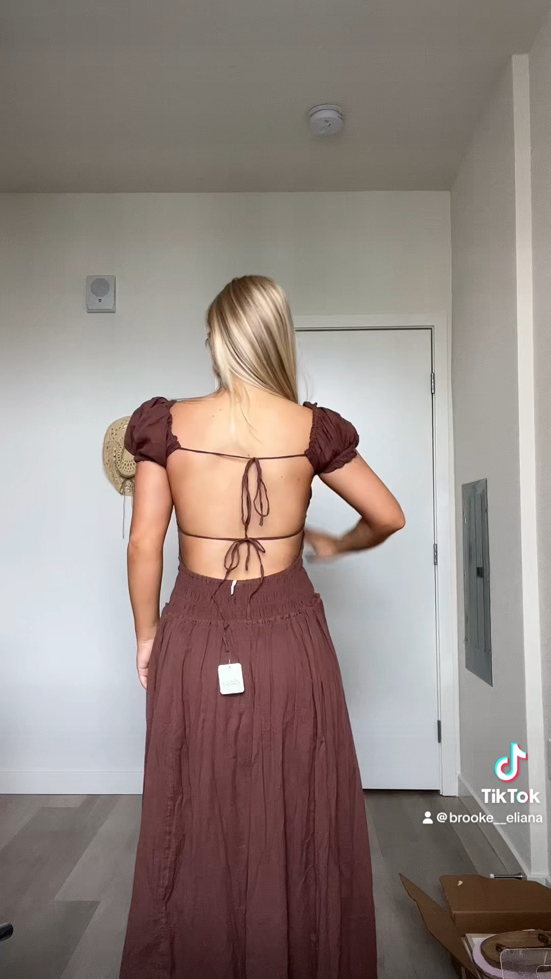 Super comfy and stretchy! Perfect for the summer 🤎 Size: S (a little large around my waist and small around my bust!)

#LTKVideo #LTKwedding #LTKSeasonal