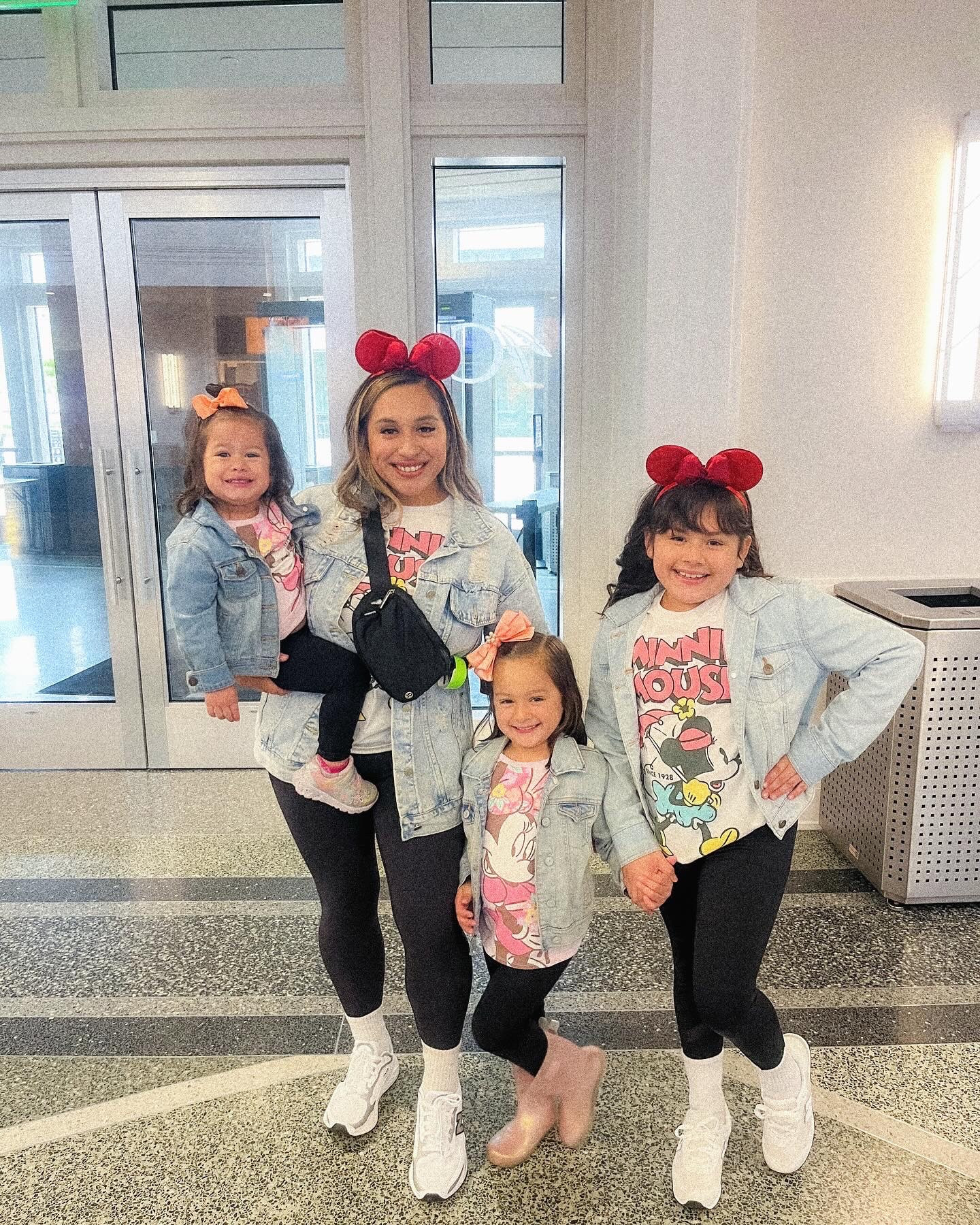 Disney fits 🐭 ❤️

#LTKMidsize #LTKFamily #LTKSaleAlert