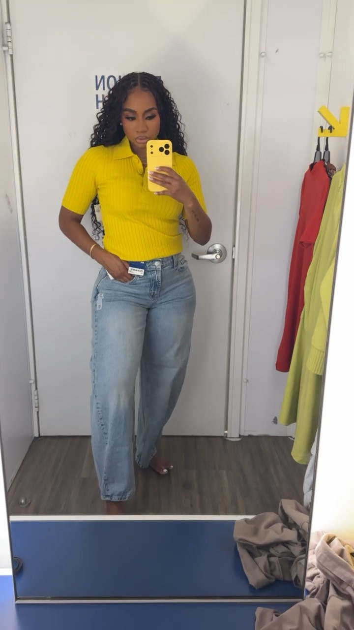 Under $50 fall outfits women from @gapstyle . Mix and match the top and denim with various pieces for tons of look options!

#LTKootd #LTKMidsize