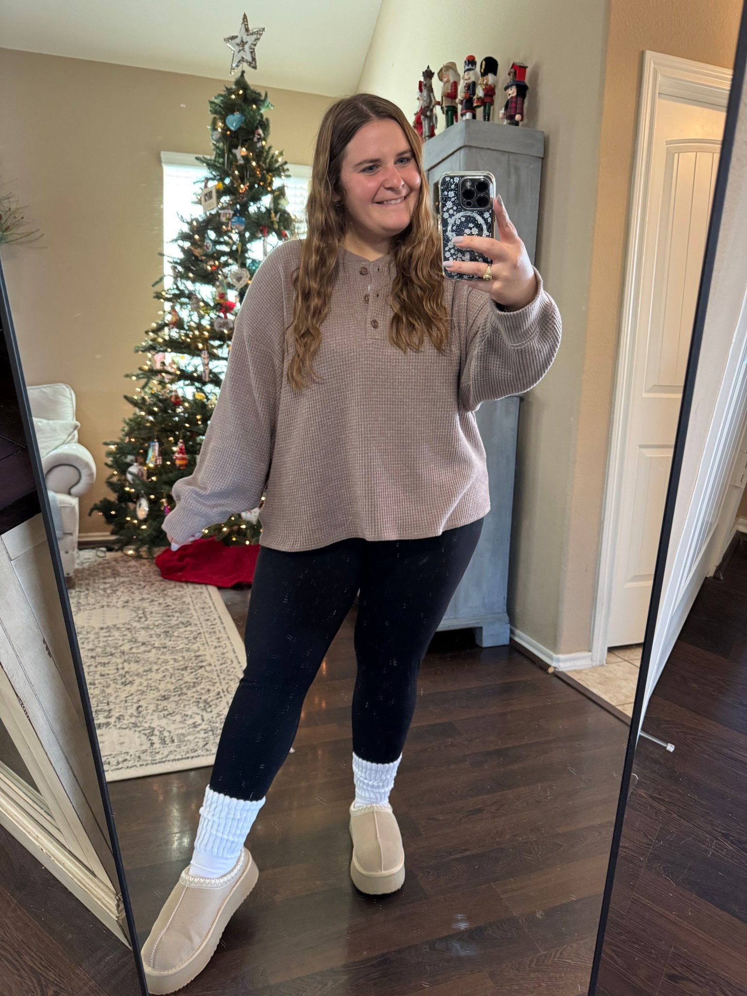 Comfy and cozy fit to relax in! 

#LTKMidsize #LTKPlusSize #LTKPetite