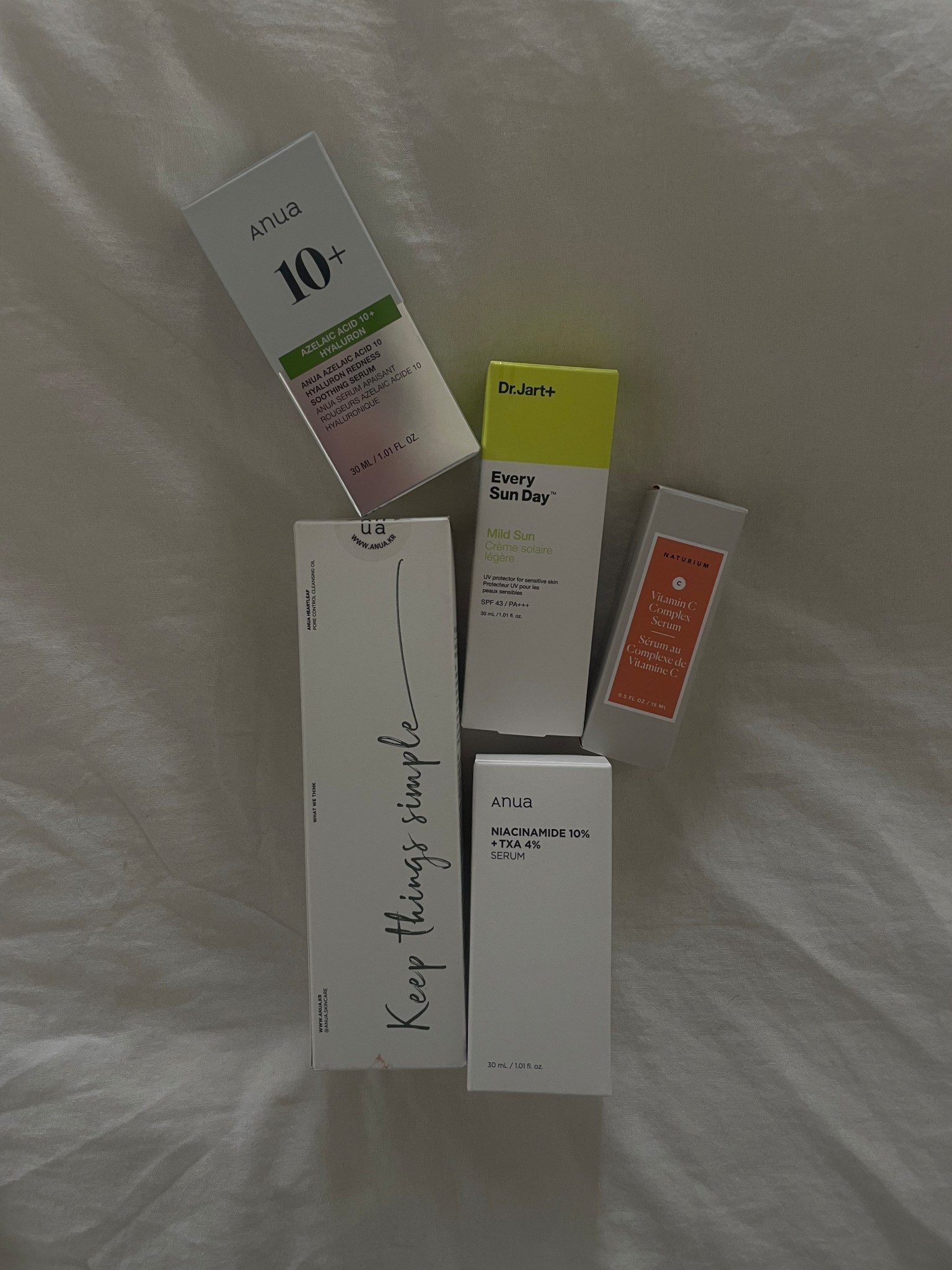 Everyday favorites: skincare edition 

Skincare, beauty, everyday sunscreen, Dr Jart, Korean skincare, Anua, naturium, Sephora sale, beauty 

#LTKBeauty #LTKSaleAlert