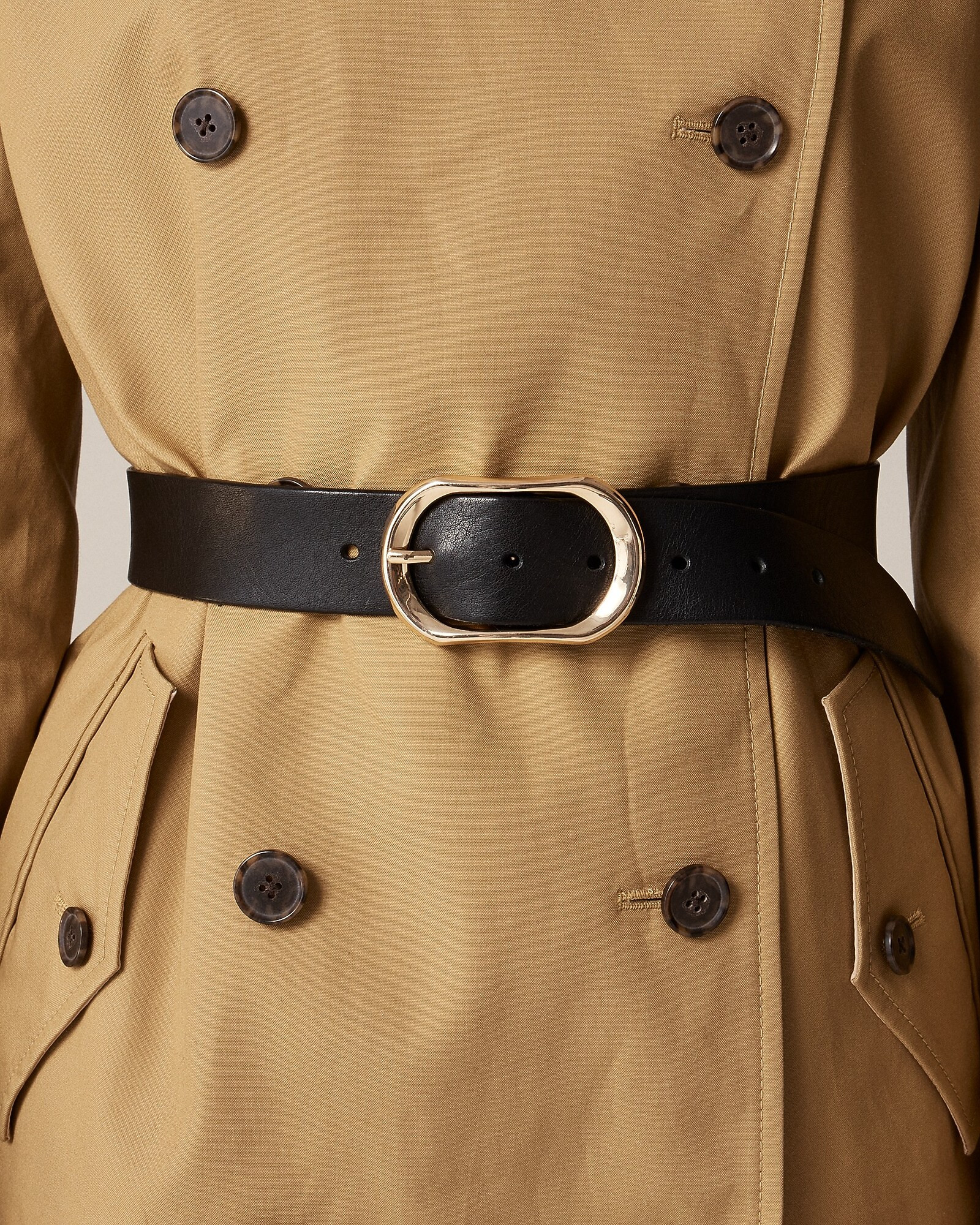 Oval buckle belt in Italian leather | J. Crew US