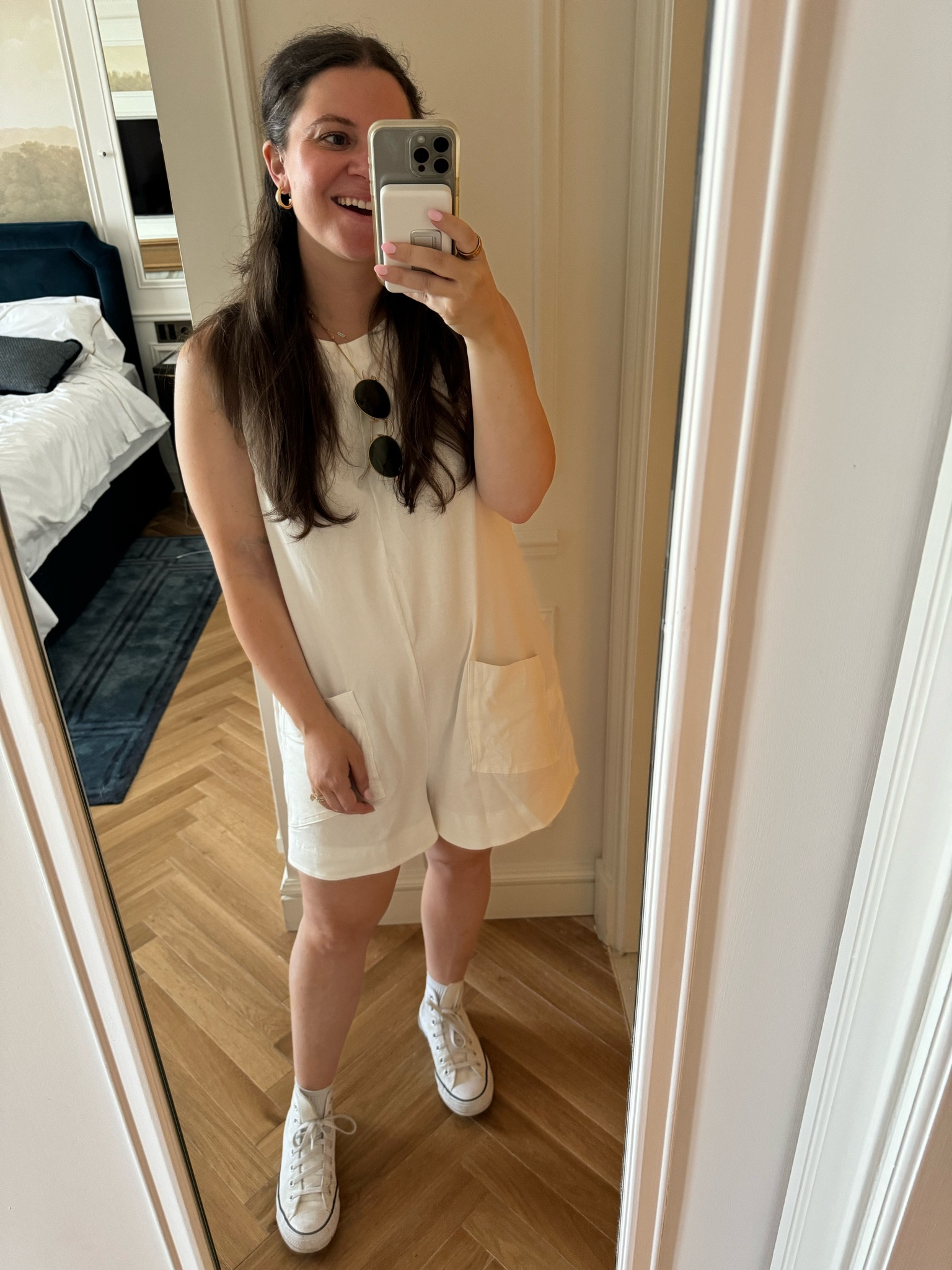 The comfiest bump friendly romper!! I want it in every color. Slightly oversized - I’m wearing M.