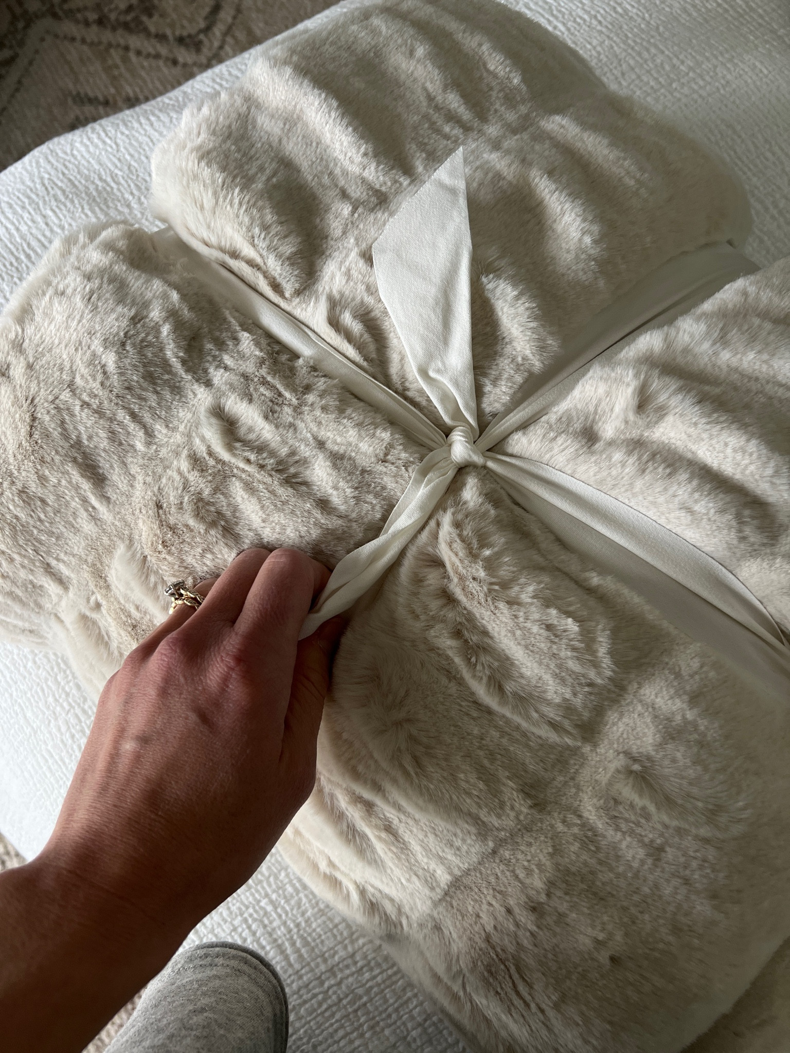 The best faux fur throw blanket and the perfect gift for any homebody! 

#LTKHoliday #LTKSeasonal #LTKGiftGuide