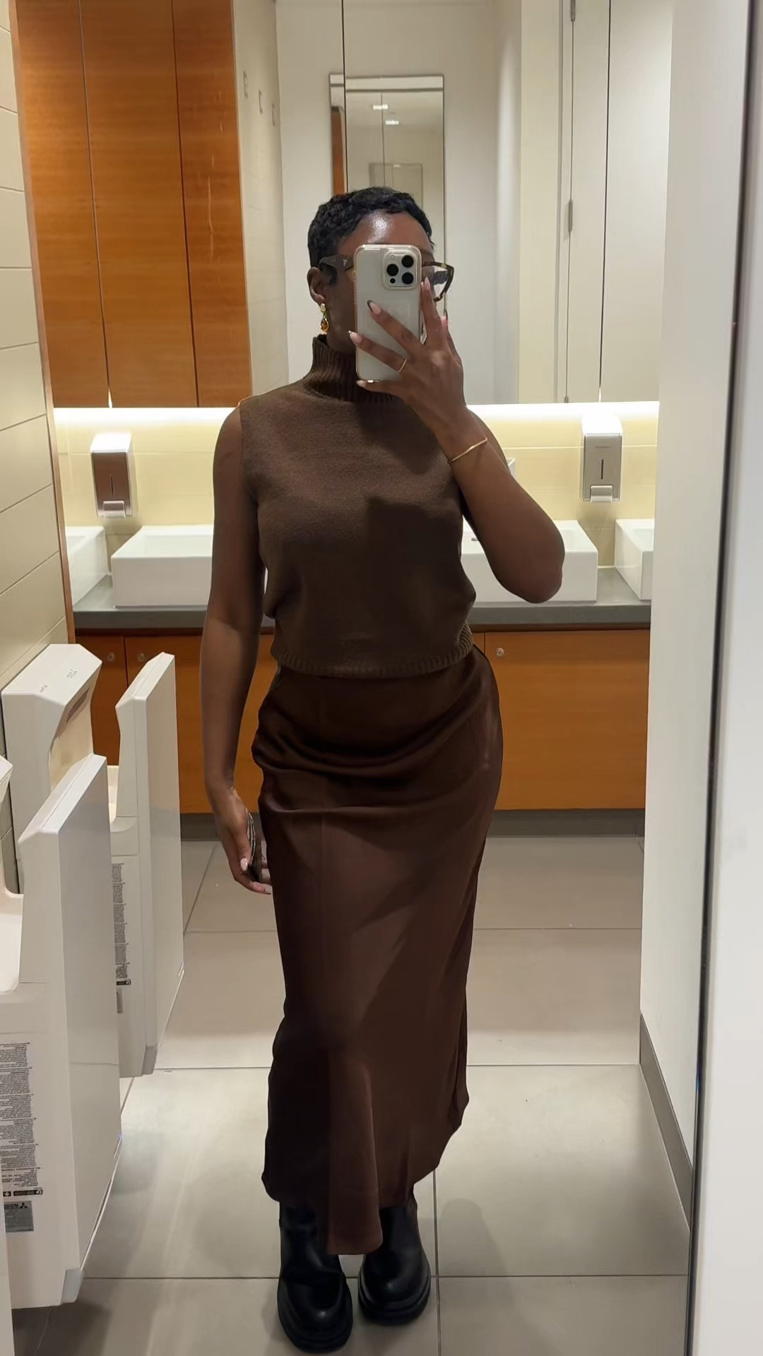 an all brown autumn outfit! 🤍


brown outfit, autumn outfit, boohoo, fall inspo 

#LTKautumn #LTKstyletip #LTKuk