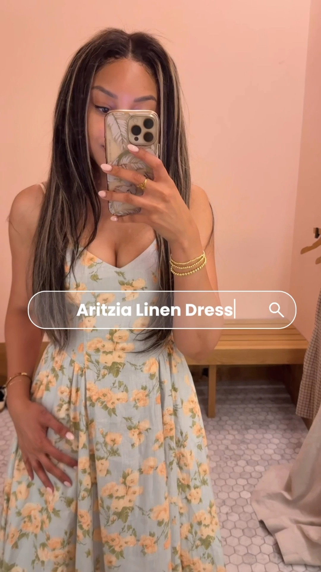 The cutest floral linen midi dress from @Aritzia 😍🩵 wearing size 00 here, very little stretch when it comes to linen fabric honestly needed a 0 🌼

Aritzia finds dress spring summer dresses midi romantic v neck spaghetti pockets floral flowy girly wedding guest Technique Linen Dress