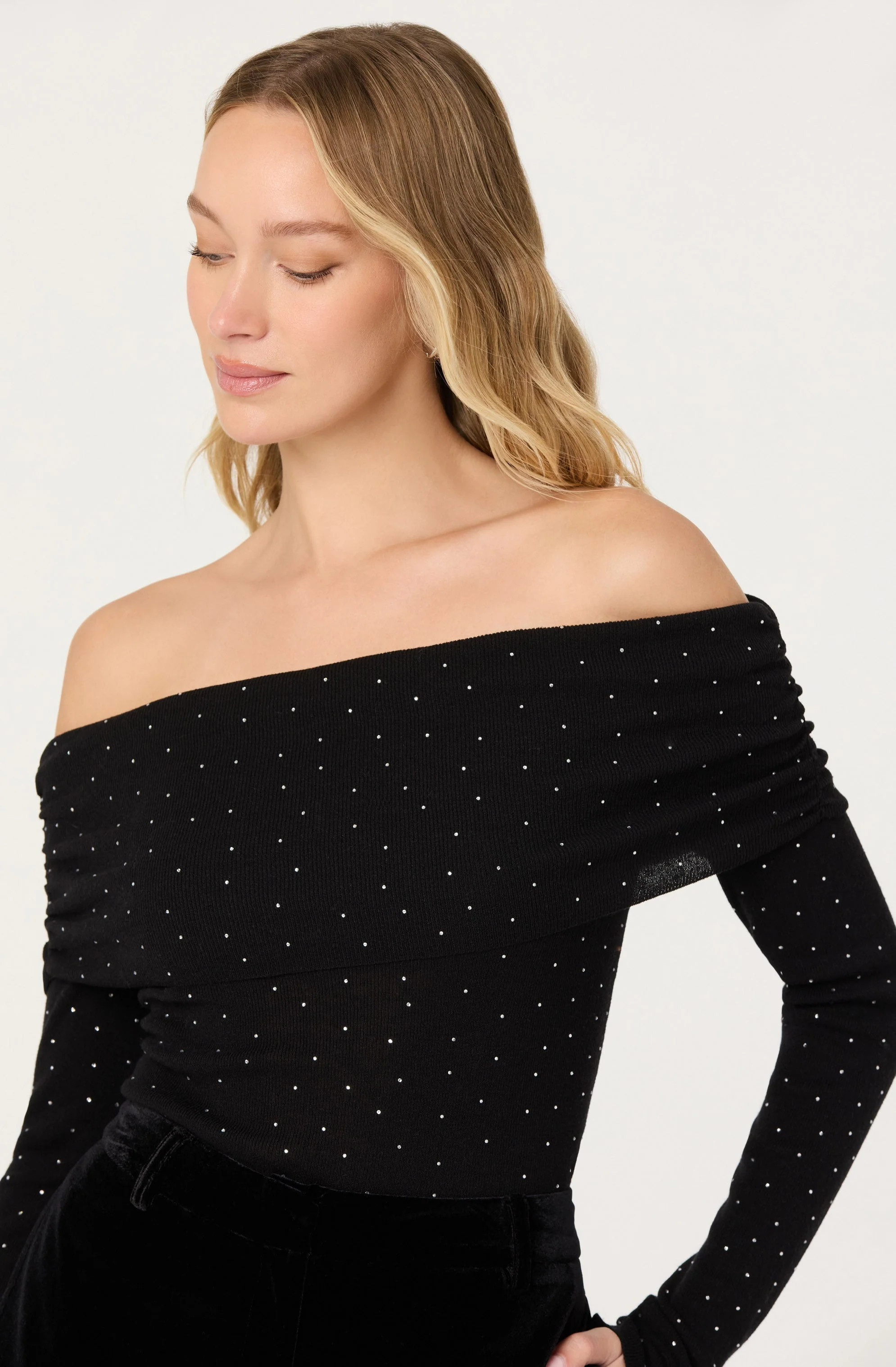 Kylin Off Shoulder Rhinestone Sweater - Black / XS | ASTR The Label (US)