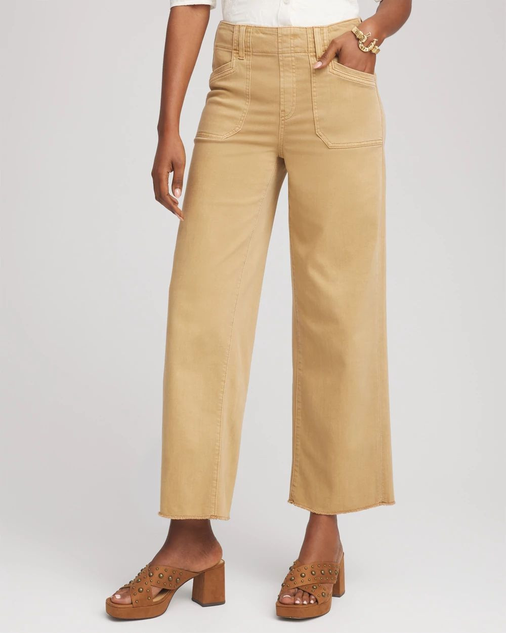 Neutral Pull-On Cropped Wide-Leg Frayed Jeans | Chico's