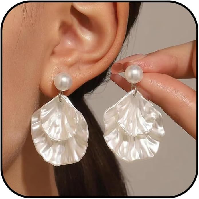 Seashell Earrings for Women Beach Jewelry, Ocean Shell Summer Accessories Lightweight Dainty Jewe... | Amazon (US)