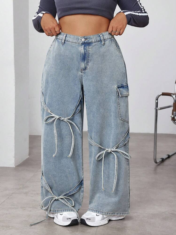 SHEIN CURVE+ Plus Size Casual Distressed Bowknot Tie Straight Leg Cargo Jeans | SHEIN