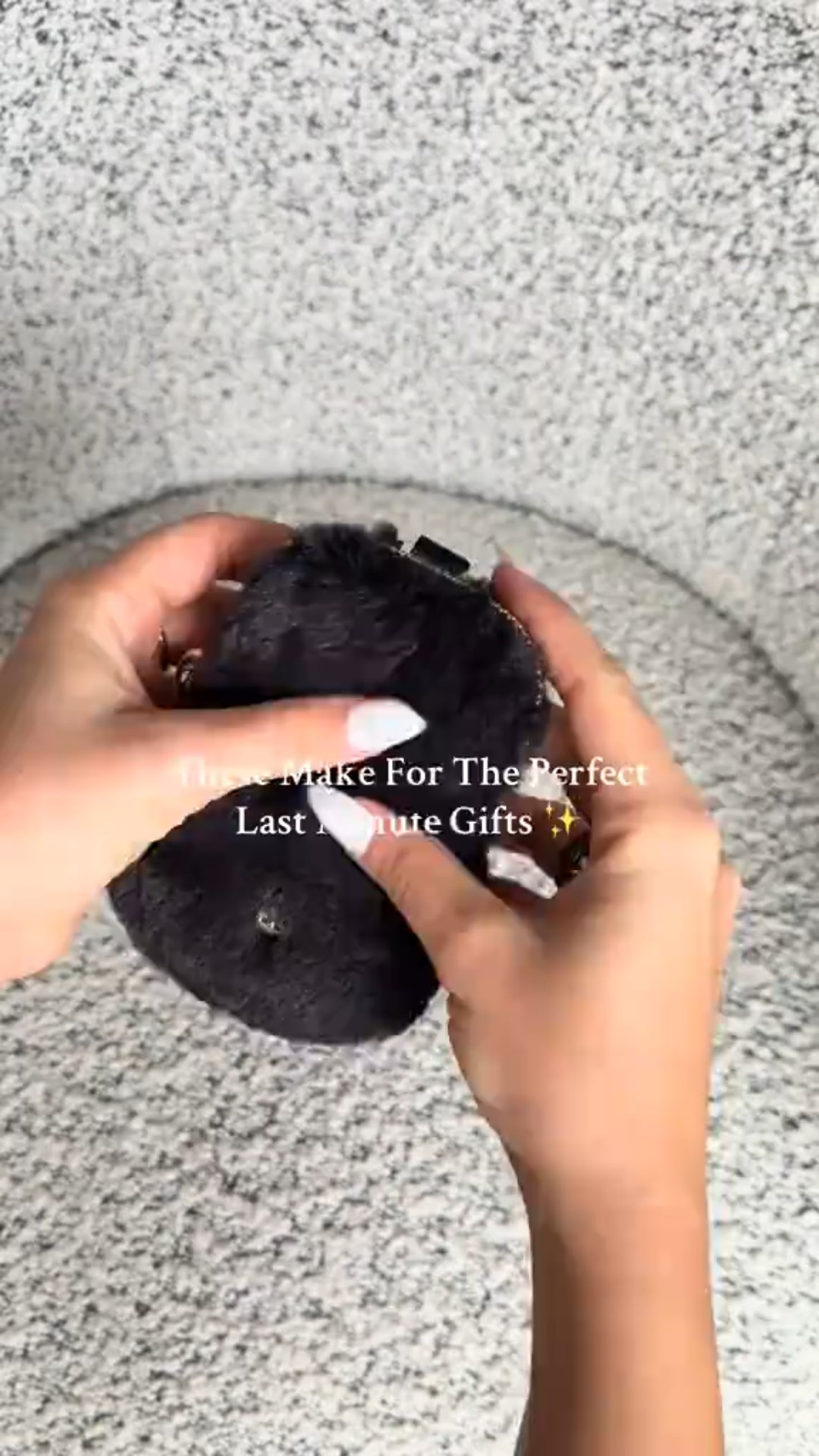 The perfect last minute gift idea 🖤

@lululemon #lululemoncreator #lululemonhaul #lululemonkeychain #lastminutegifts #stockingstufferideas 



#LTKFindsUnder100 #LTKGiftGuide #LTKHoliday