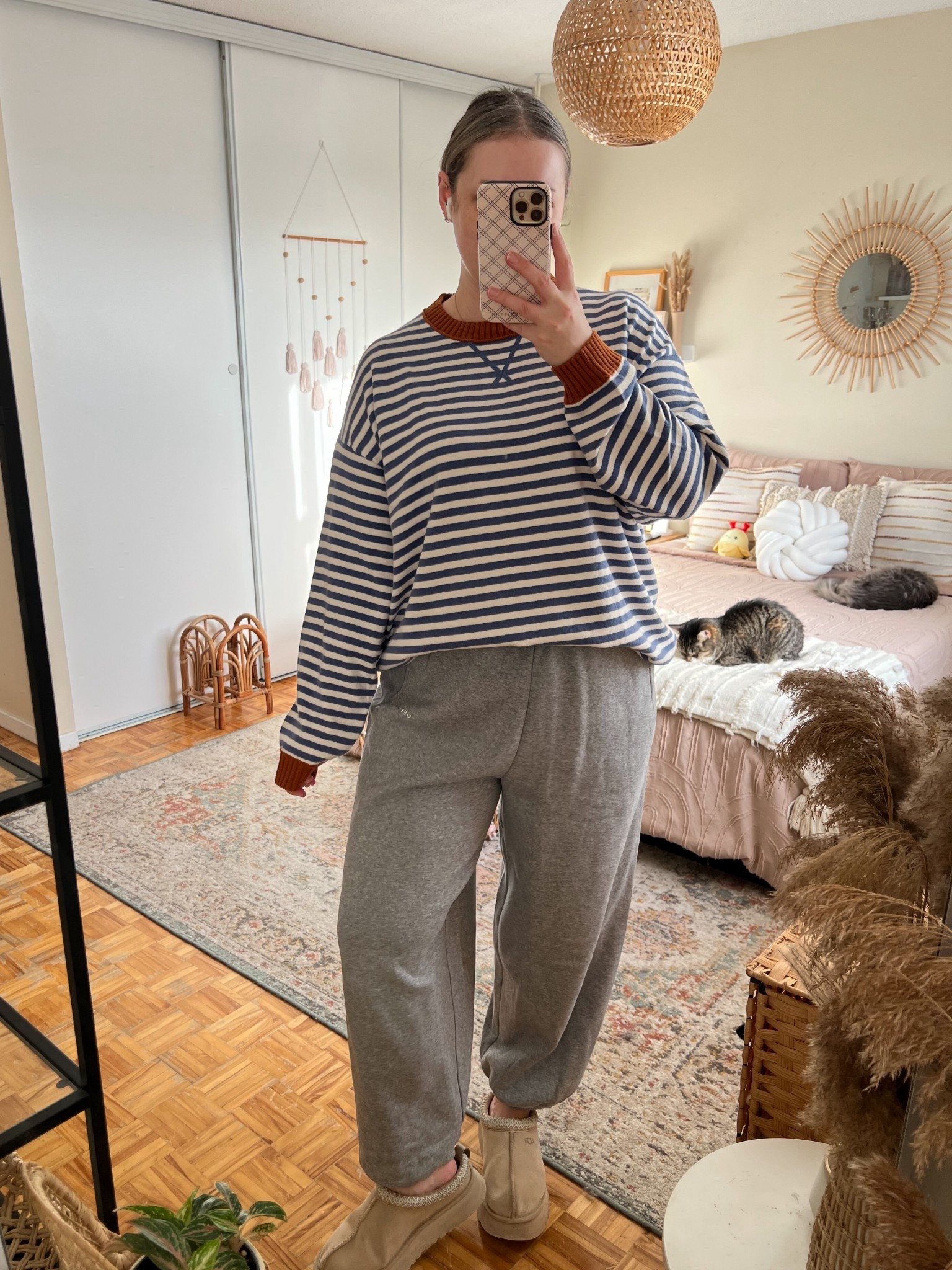 Comfy outfit from aerie! Wearing my usual size L in the striped sweater and baggy jogger sweatpants. Uggs are TTS 


#LTKwinter #LTKmidsize #LTKsale