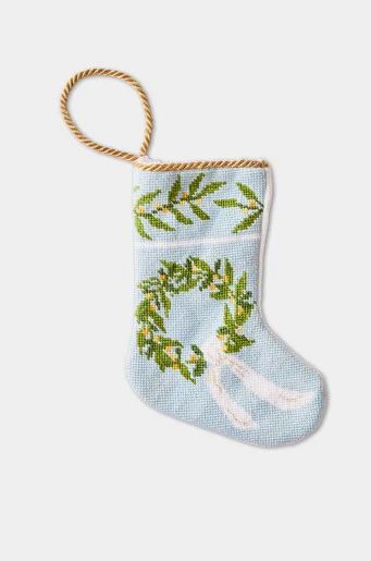 Fig and Dove- Warm Welcome Wreath | Bauble Stockings