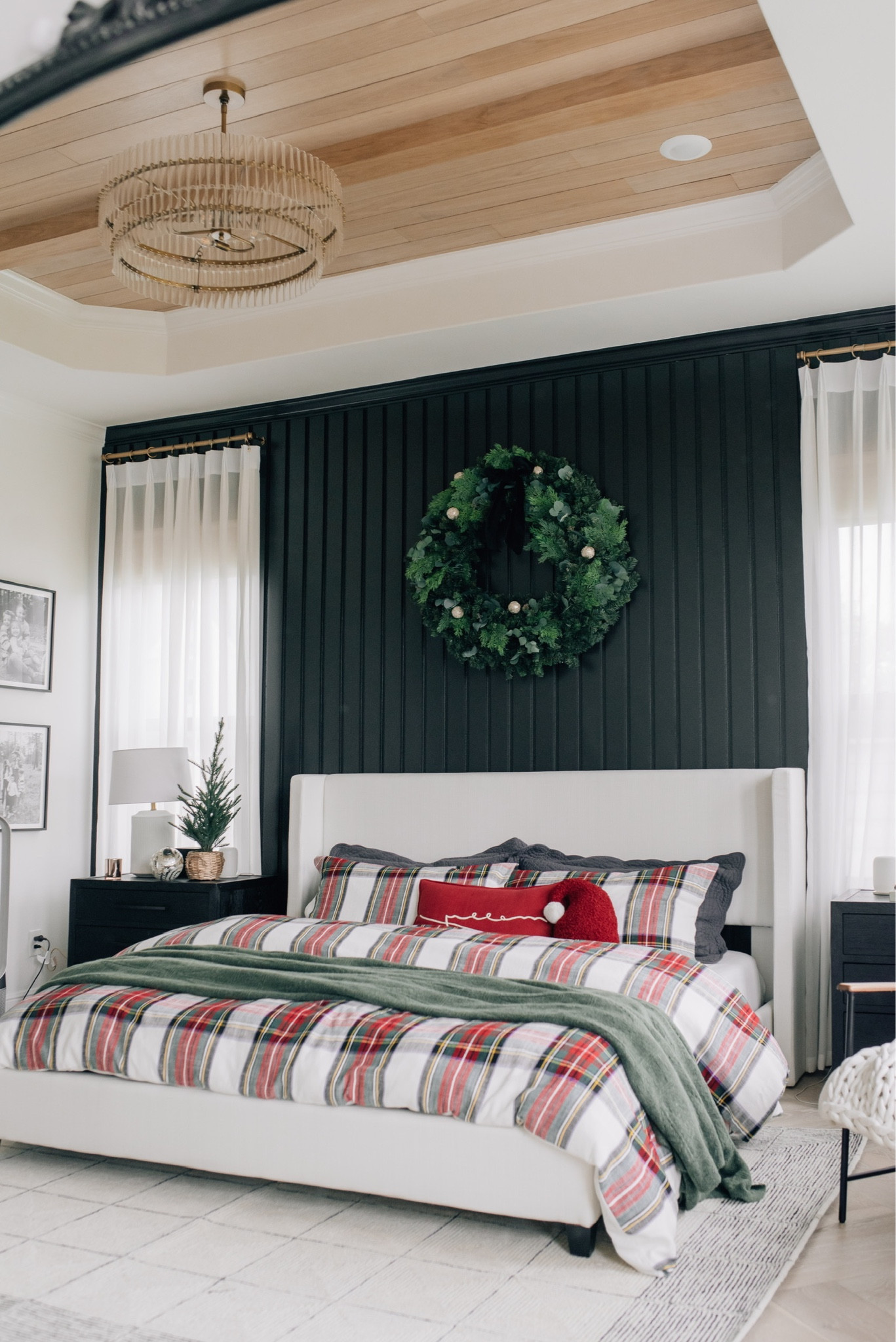 Bedroom decor

#LTKHoliday #LTKhome #LTKSeasonal