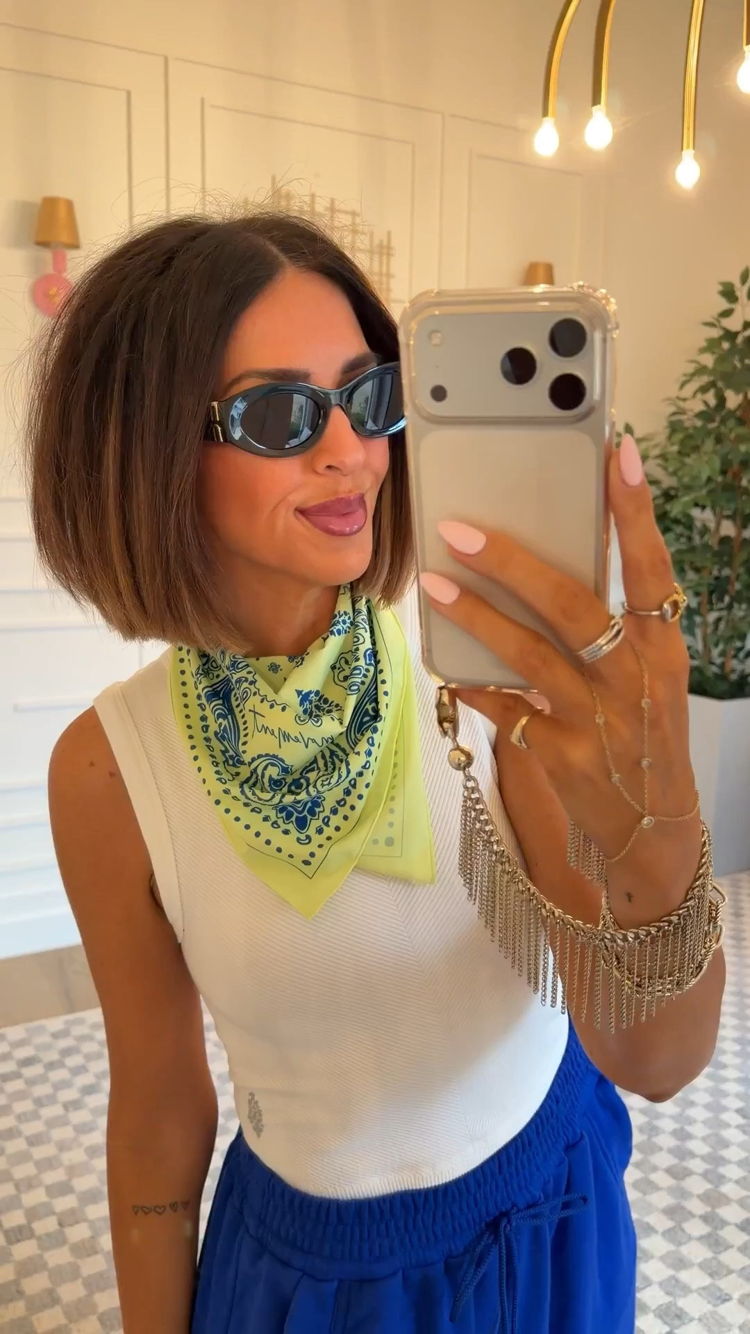 Hot shot set - size M
Oversized tee - size M (should’ve done a S)
Balloon sweats - size M (for length only)
Tank - size S


#LTKmomlife #LTKSeasonal #LTKSpringSale