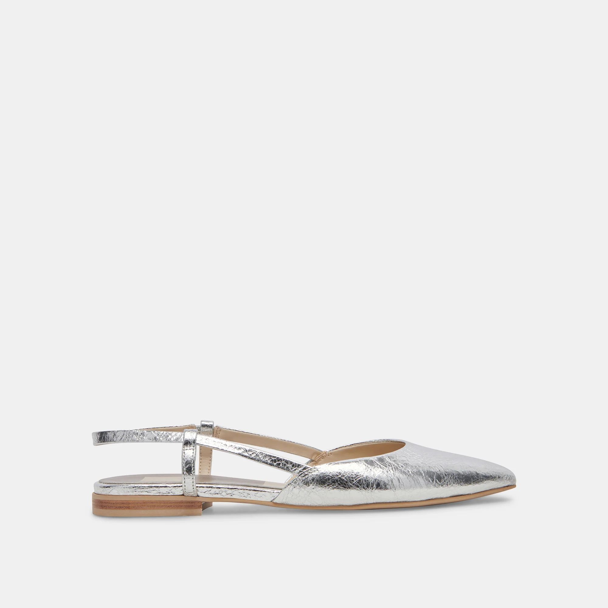 Narah Flats | DolceVita.com