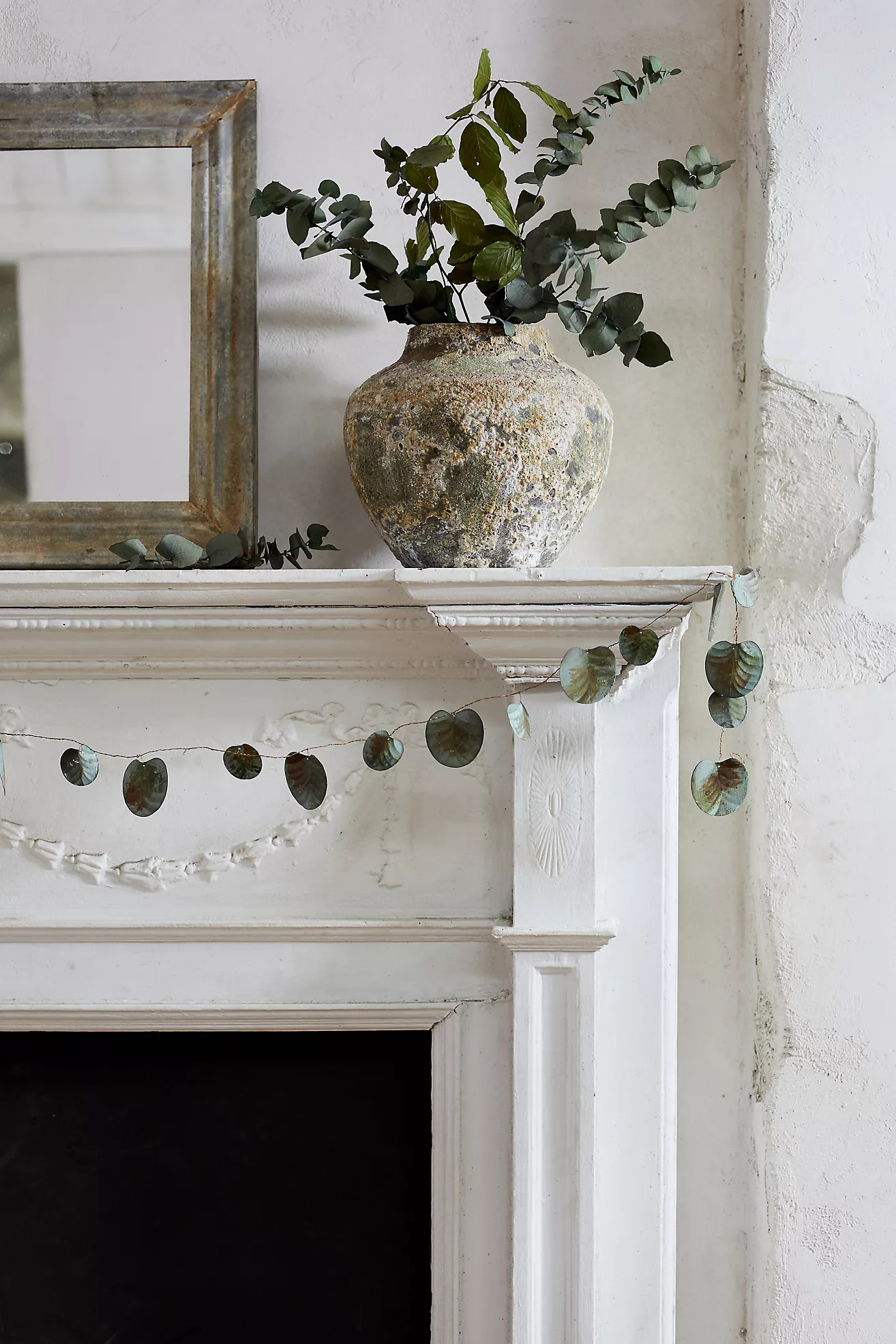 Eucalyptus Leaves Iron Garland | Anthropologie (US)