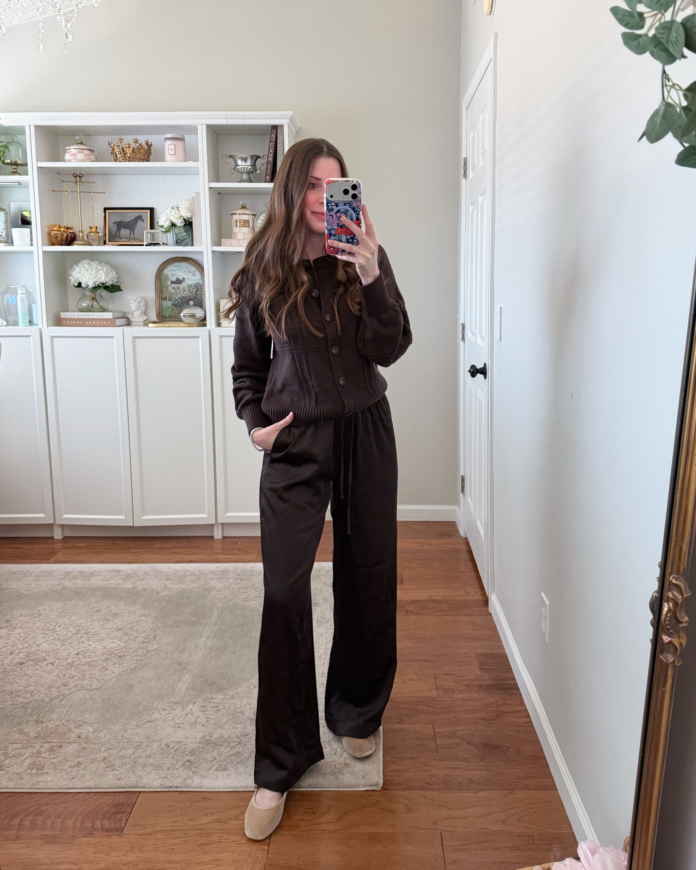Abercrombie sale!! 
Chocolate brown cardigan: S
Chocolate brown satin pants: XS 
Plaid smocked top and skirt: XS
Chocolate brown sweatpants: XS
Bra-free striped cami: XS
Chocolate brown cotton cardigan: S
Cream twill barrel pants: XS
Jeans: 25S
Burgundy blouse: XXS

#LTKSaleAlert