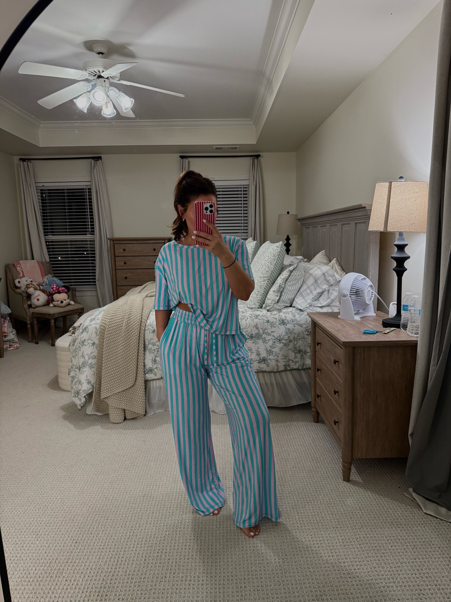 Set restocked!! Nicole15 to save! #silks #silksdesign #pajamas

#LTKdayinmylife #LTKgrwm #LTKootd