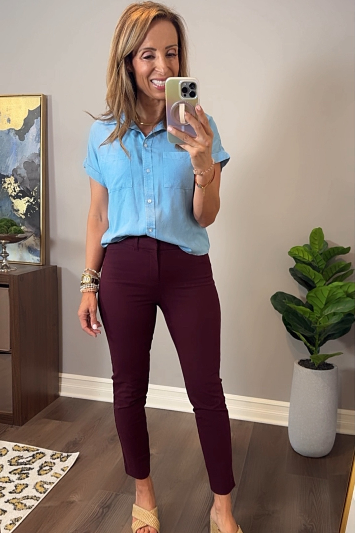 #OOTD  Loving these pants! 

#LTKStyleTip #LTKWorkwear #LTKSaleAlert
