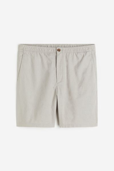 Regular Fit Linen-blend Shorts - Regular waist - Short - Light beige - Men | H&M US | H&M (US + CA)