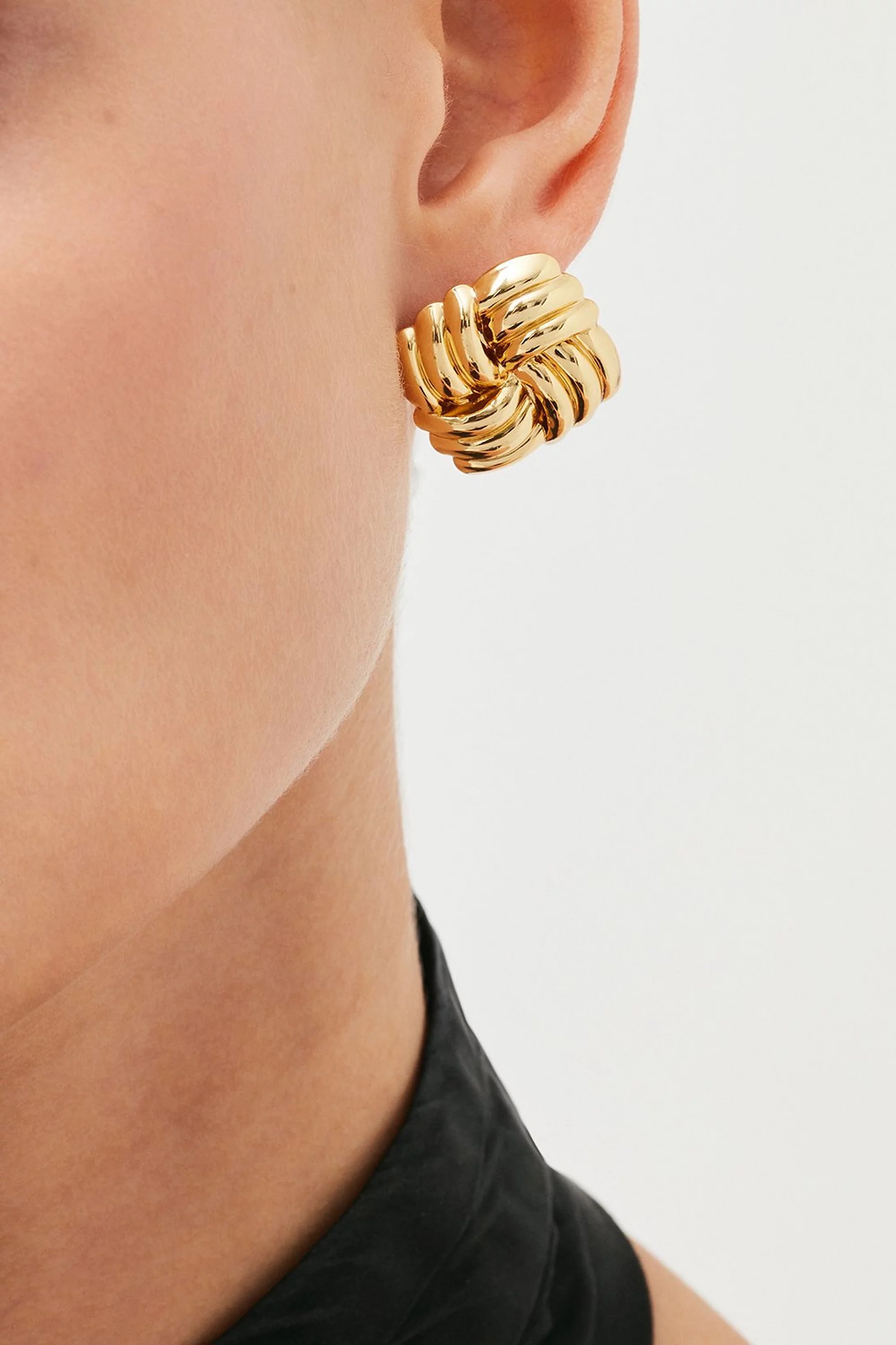 Gold Plated Quilted Stud Earrings | Karen Millen US