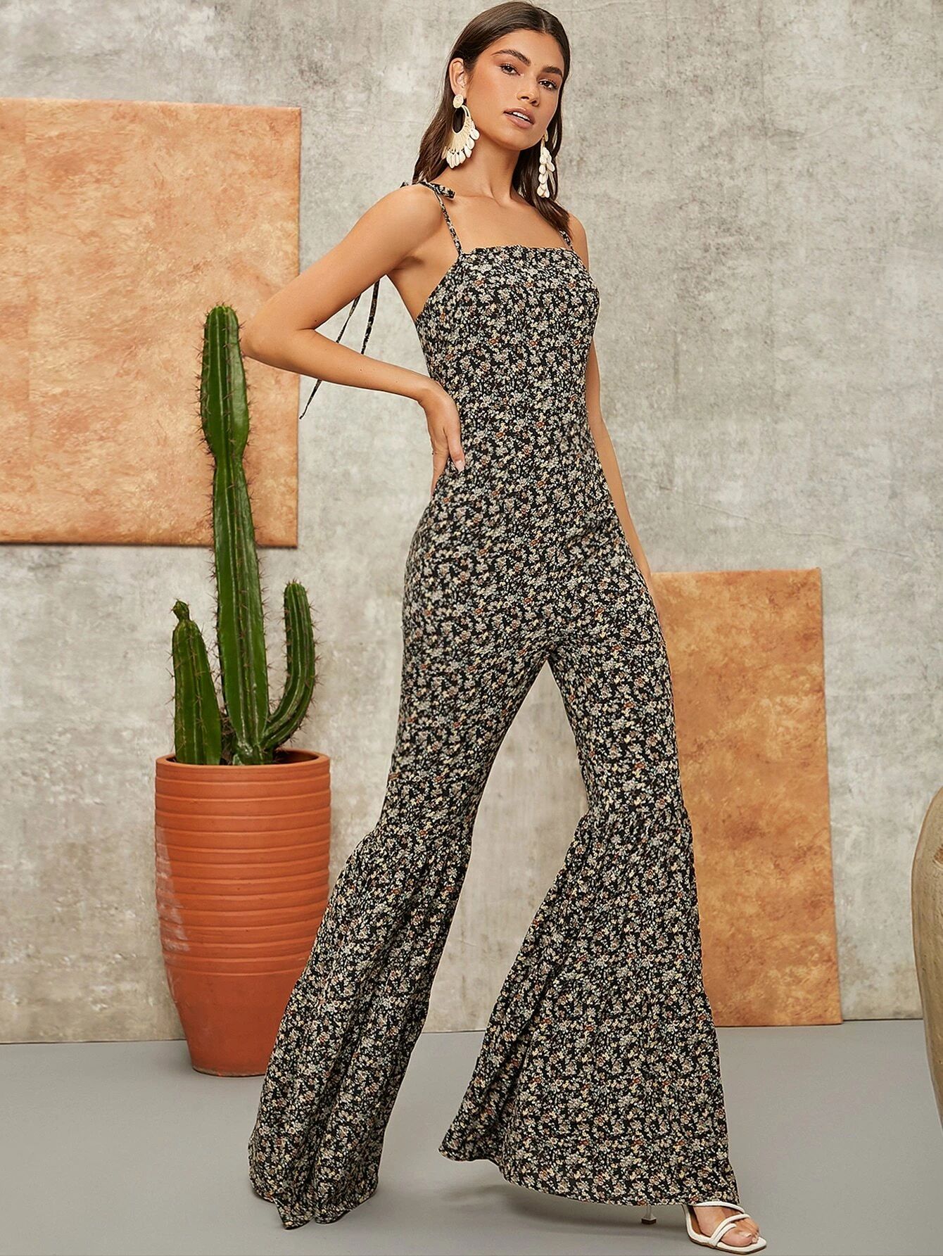 SHEIN VCAY Ditsy Floral Flare Leg Cami Jumpsuit | SHEIN