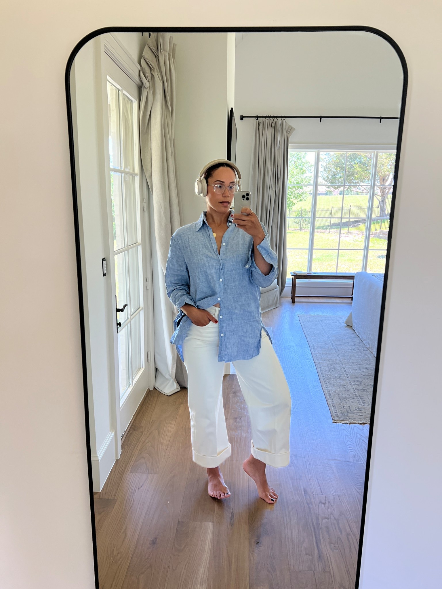 Daily momiform: antique errands with the kids, baking and regular chores 

Momiform
Capsule wardrobe
Spring outfit
Summer outfit
Mom outfit
Casual style

#LTKFindsUnder100 #LTKStyleTip #LTKMidsize