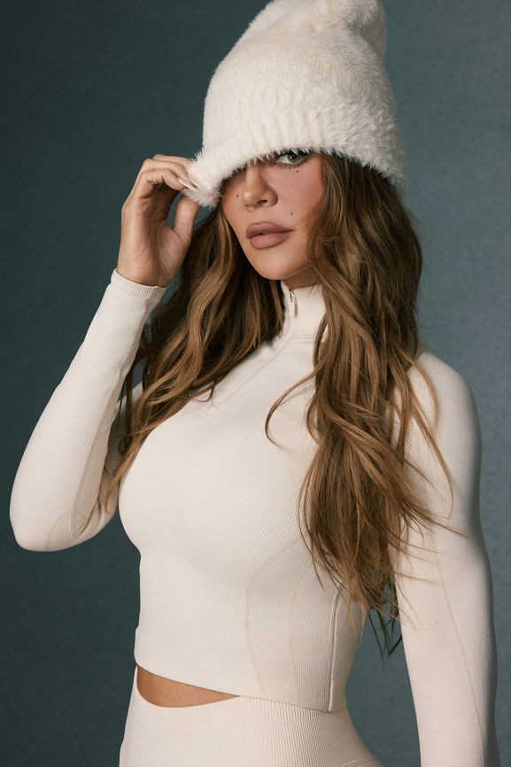 The Flutter Knit Beanie | Fabletics