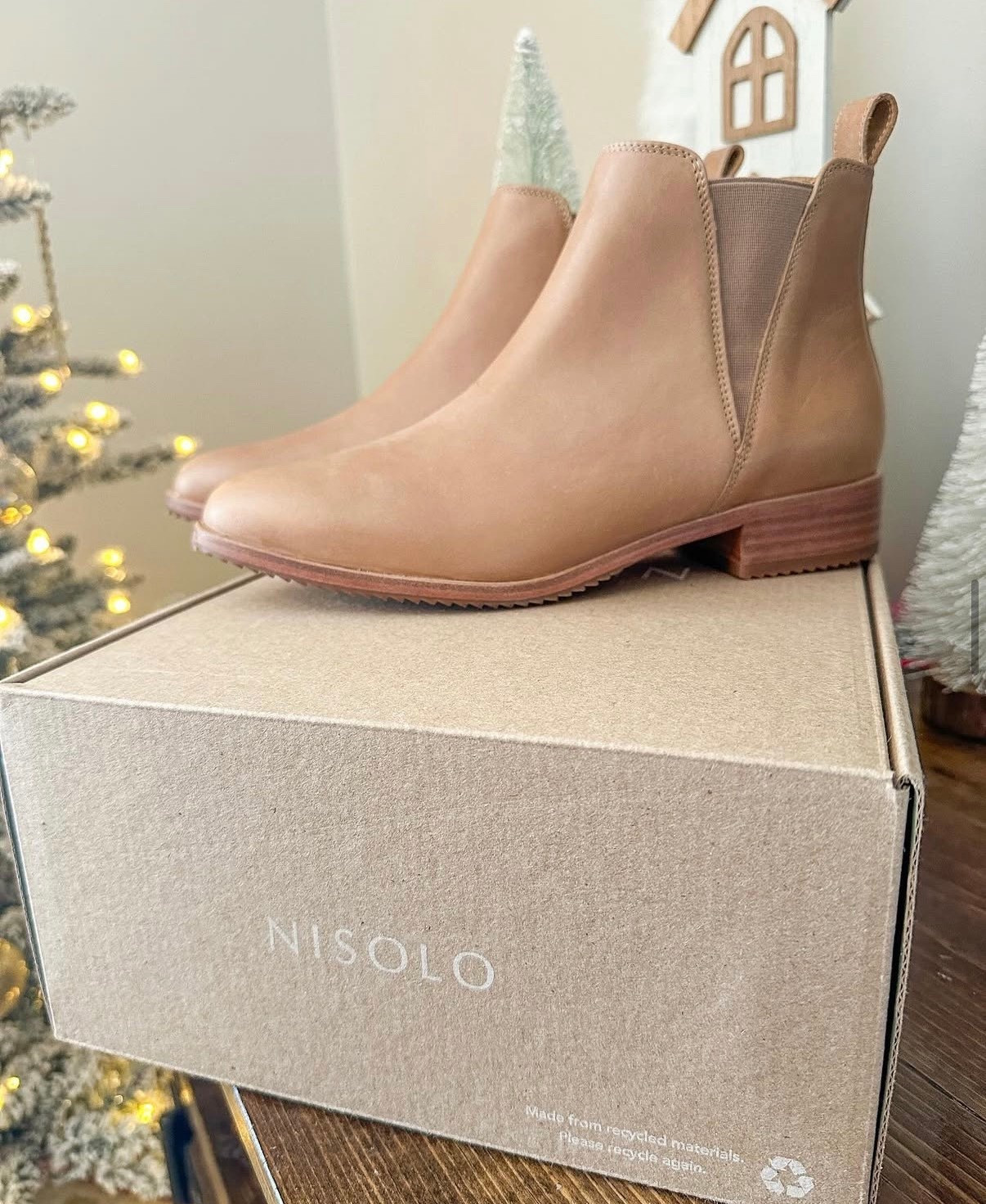 One of my favorite pairs of boots is on sale right now! Nisolo - Eva Everyday Chelsea Boot. Marked down from $228 to $79 on their website directly!



#LTKootd #LTKgrwm #LTKSaleAlert