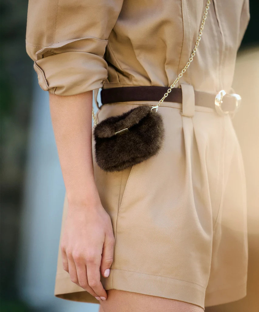 Currently crushing on every bag in the Dolce Vita fall edit! Rich colors, gorgeous textures, and the perfect everyday styles.

#DolceVitaStyle #FallCollection #BrownBag #SuedeStyle #LeatherBag #CherryRed #BlackHandbag #FashionStyle #LTKFashion #BagCollection #AutumnOOTD #StreetWear #ClosetFavorites #LuxuryInspired #HandbagLove 

 #LTKSeasonal #LTKU #LTKSaleAlert