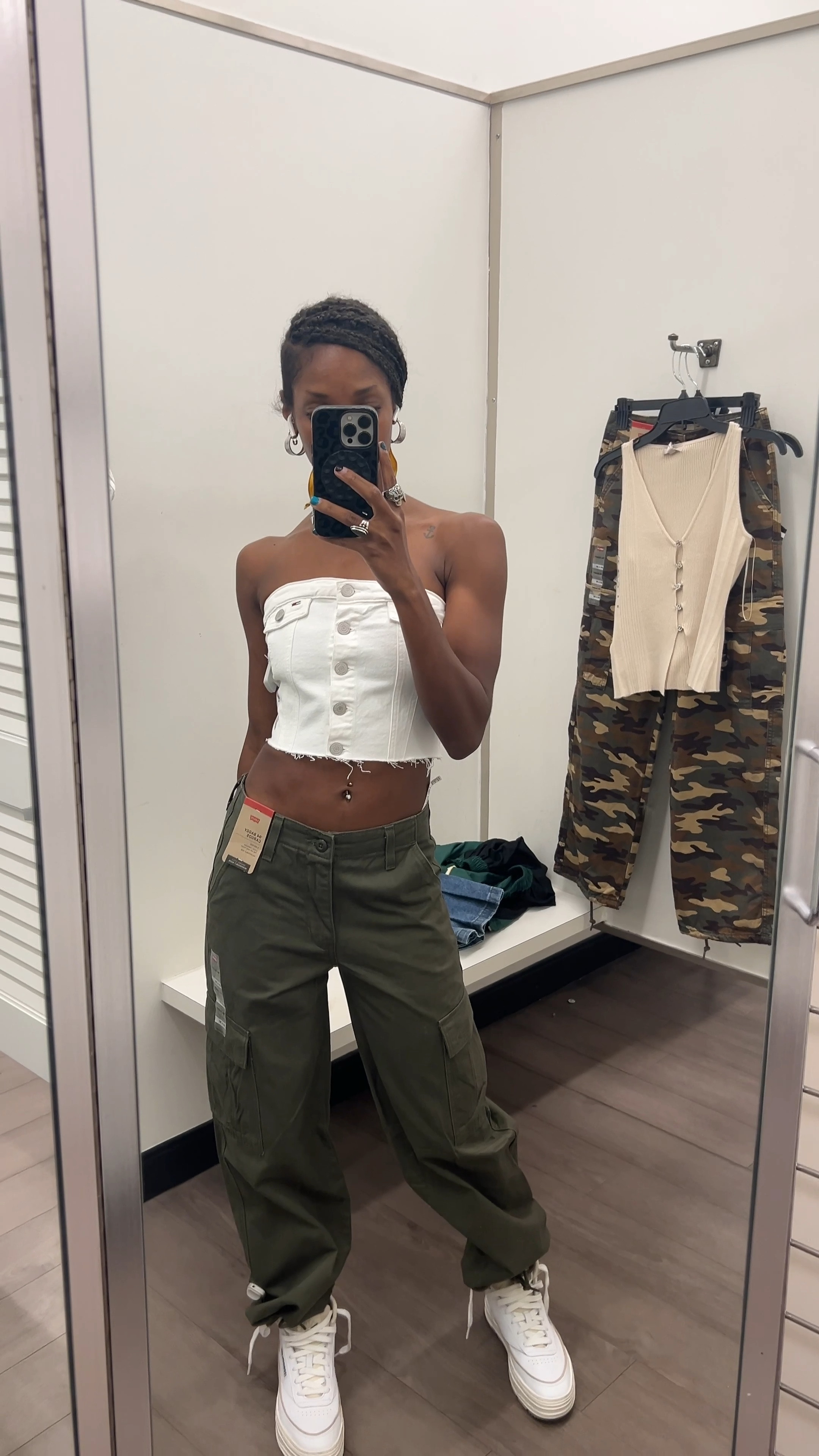 Some pieces I found at Macy’s. The last outfit is my fav 

#LTKSaleAlert #LTKBacktoSchool #LTKVideo